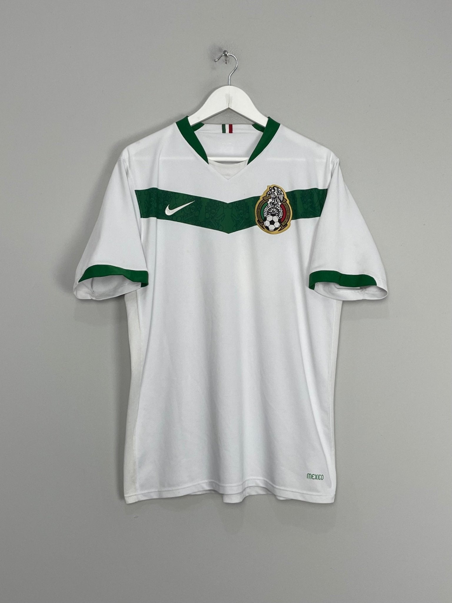 Shop 2006/07 MEXICO AWAY SHIRT (M) NIKE, classic football shirts, vintage football shirts & retro soccer jerseys at Cult Kits