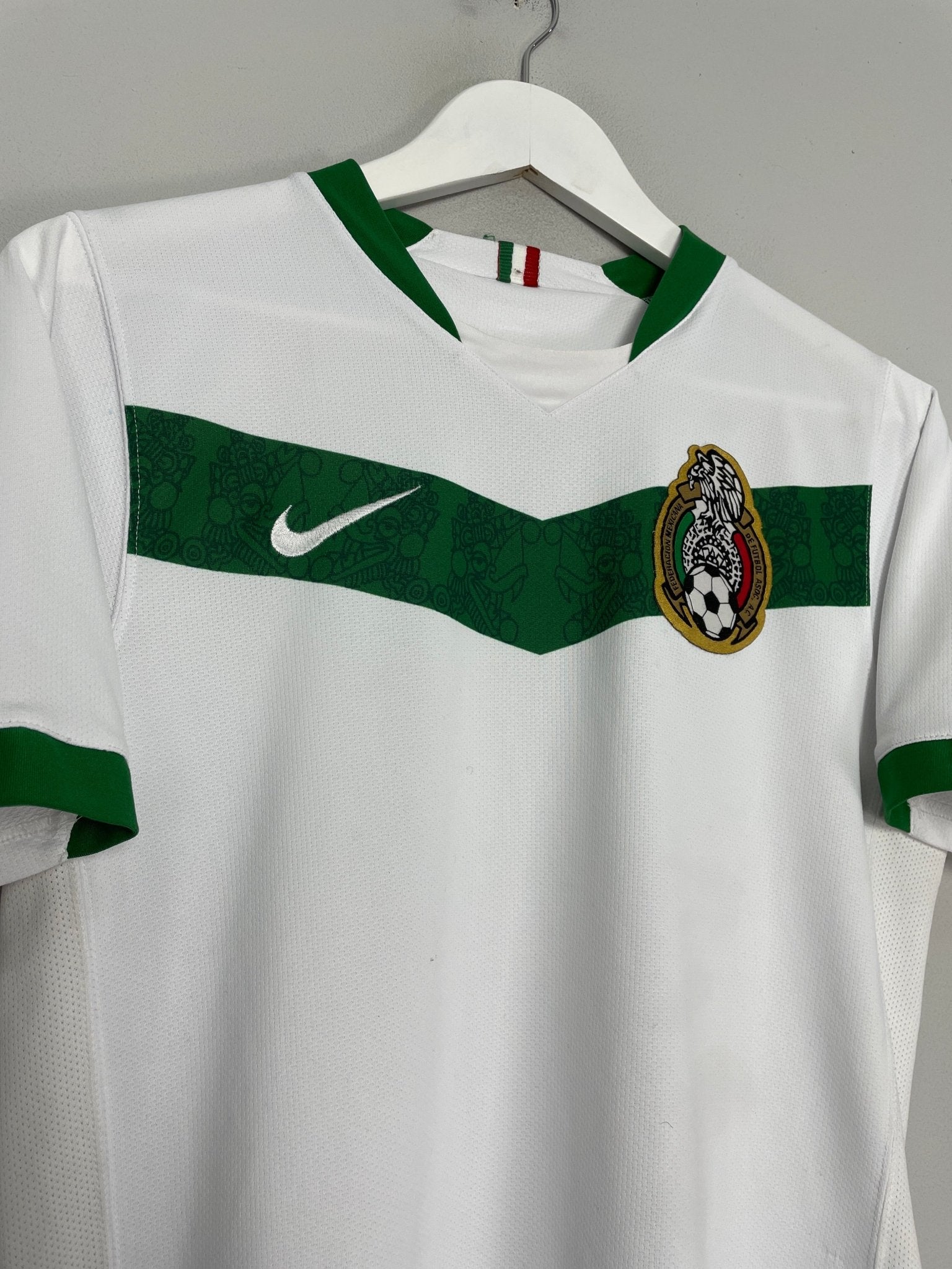 Shop 2006/07 MEXICO AWAY SHIRT (S) NIKE, classic football shirts, vintage football shirts & retro soccer jerseys at Cult Kits