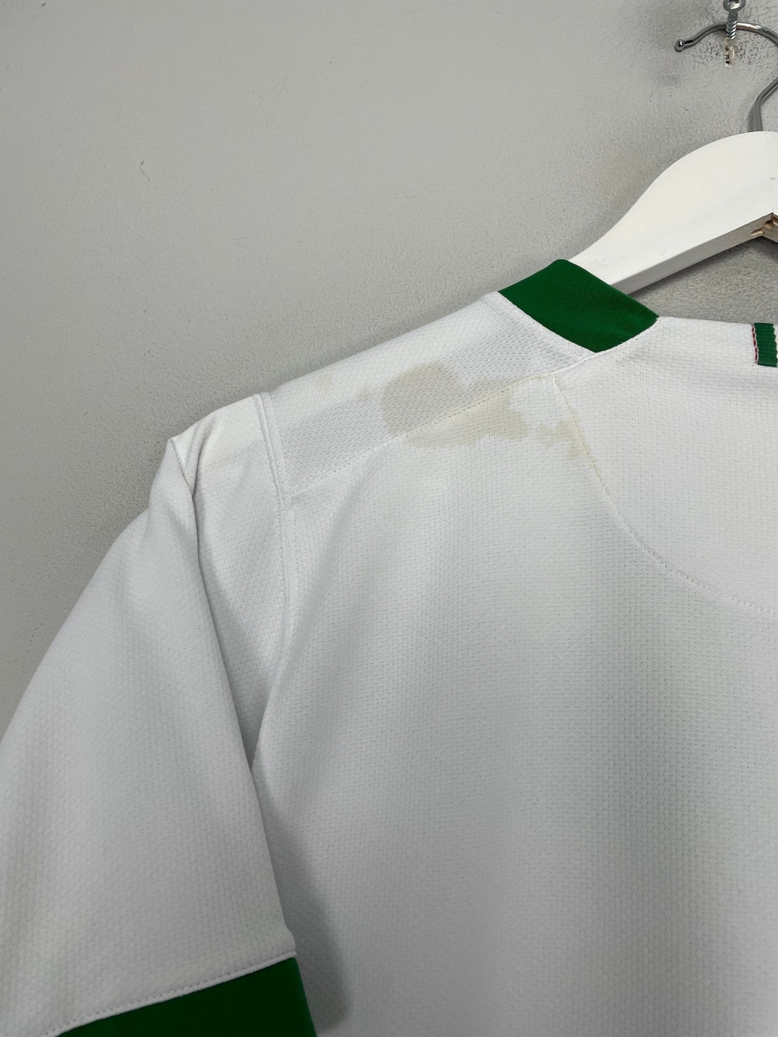 Shop 2006/07 MEXICO AWAY SHIRT (S) NIKE, classic football shirts, vintage football shirts & retro soccer jerseys at Cult Kits