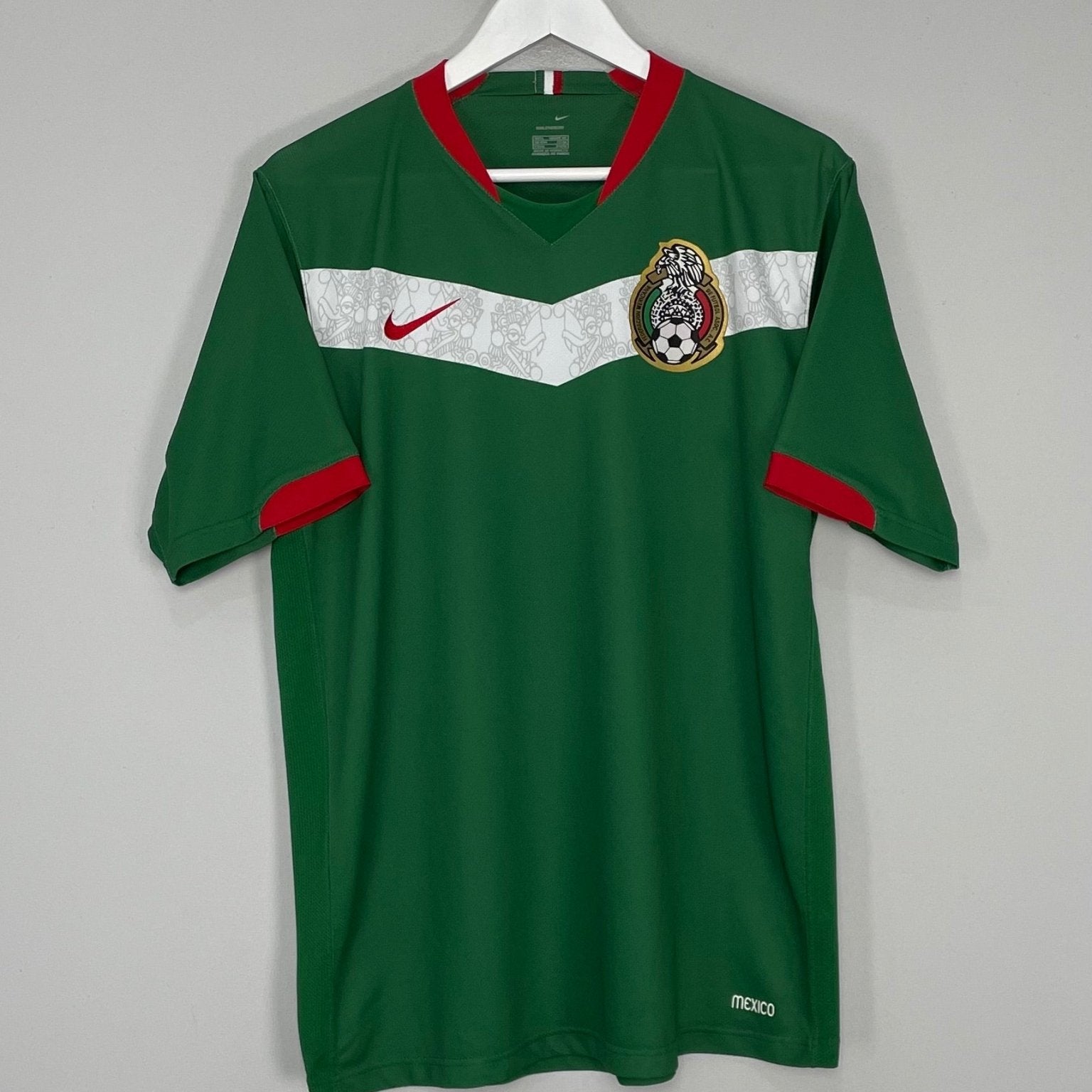 Shop 2006/07 MEXICO HOME SHIRT (L) NIKE, classic football shirts, vintage football shirts & retro soccer jerseys at Cult Kits