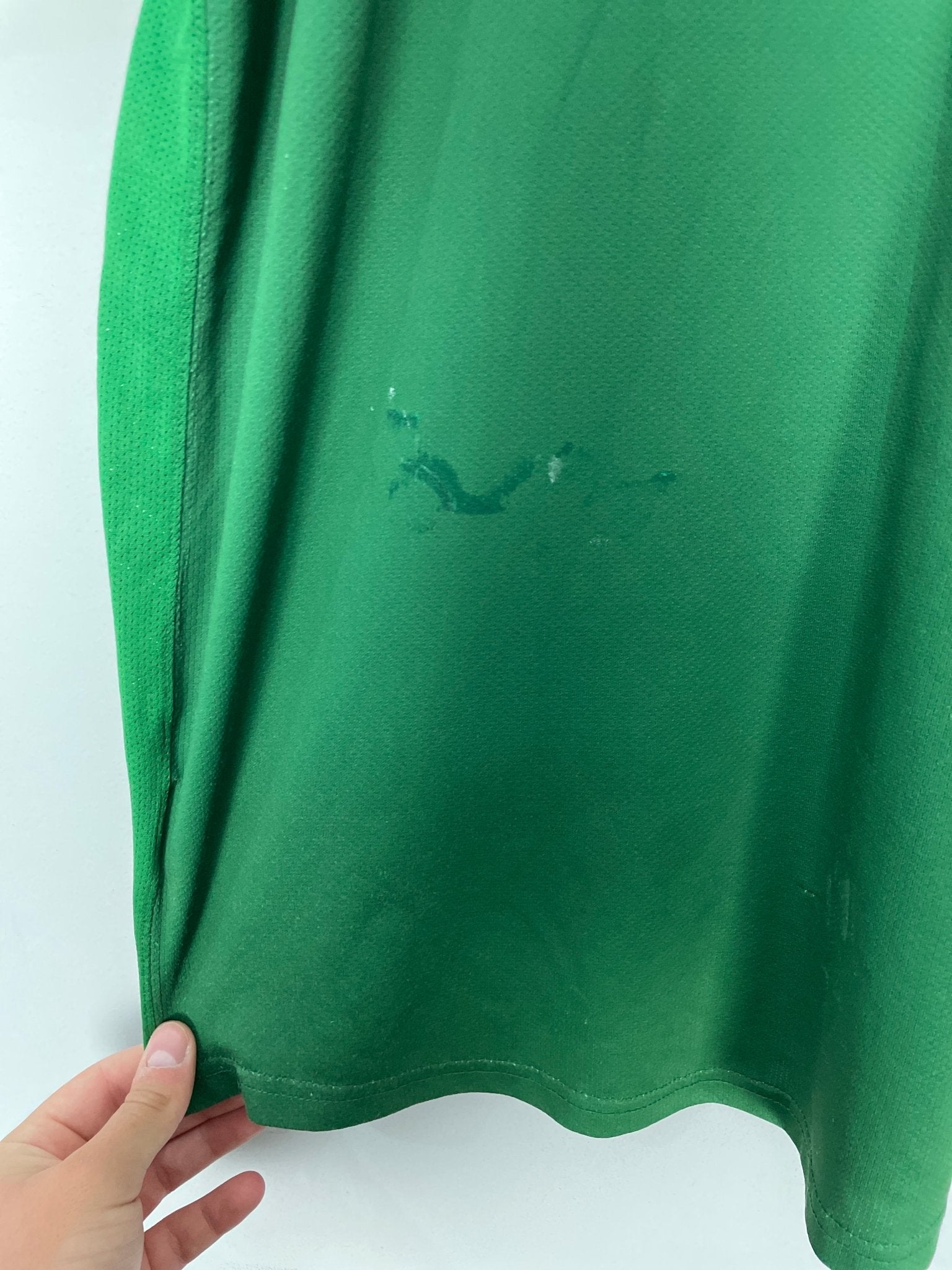 Shop 2006/07 MEXICO HOME SHIRT (L) NIKE, classic football shirts, vintage football shirts & retro soccer jerseys at Cult Kits