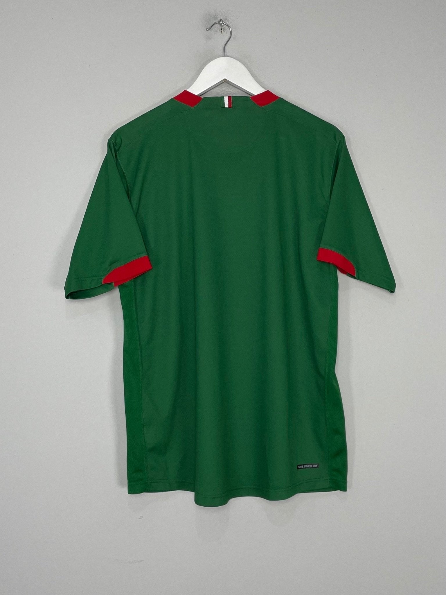 Shop 2006/07 MEXICO HOME SHIRT (L) NIKE, classic football shirts, vintage football shirts & retro soccer jerseys at Cult Kits