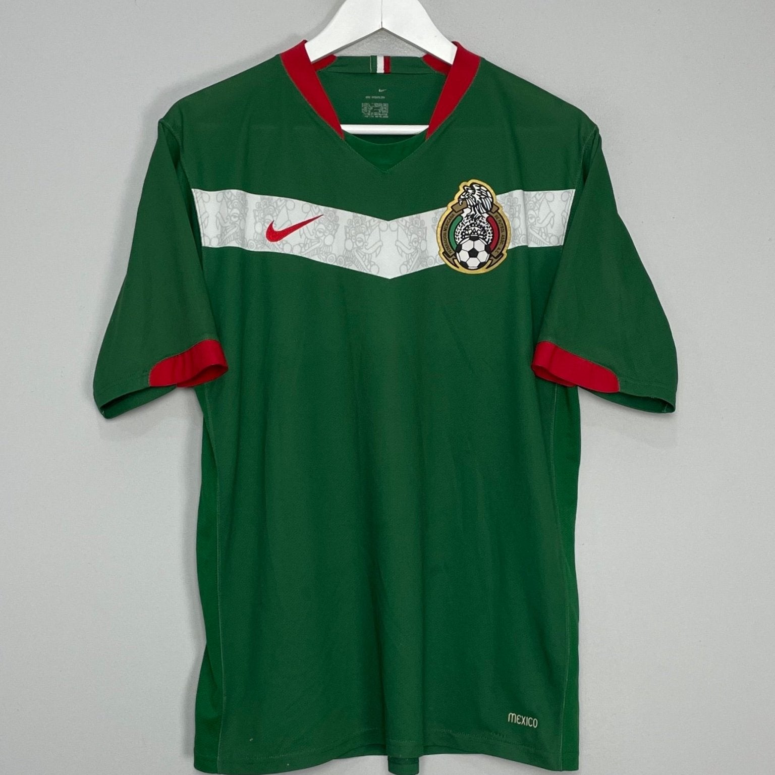 Shop 2006/07 MEXICO HOME SHIRT (L) NIKE, classic football shirts, vintage football shirts & retro soccer jerseys at Cult Kits