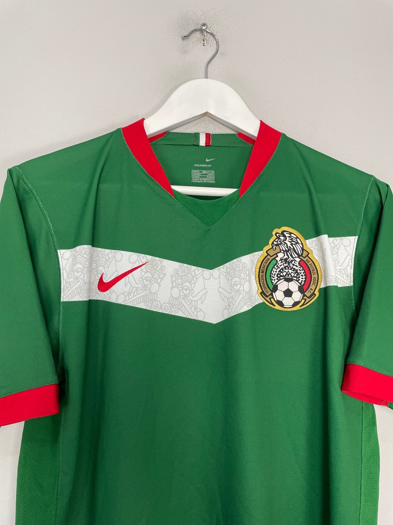 Shop 2006/07 MEXICO HOME SHIRT (M) NIKE, classic football shirts, vintage football shirts & retro soccer jerseys at Cult Kits
