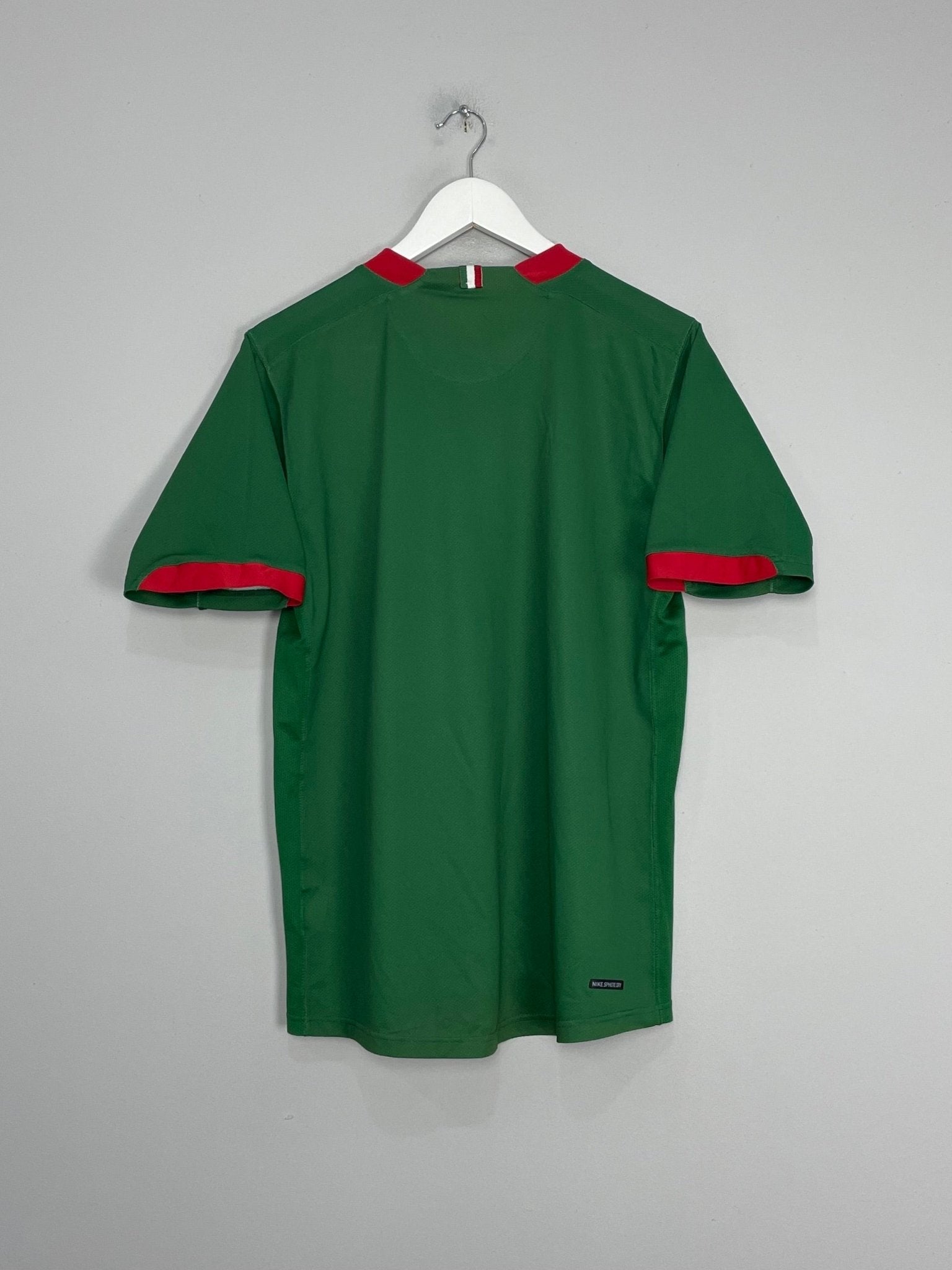 Shop 2006/07 MEXICO HOME SHIRT (S) NIKE, classic football shirts, vintage football shirts & retro soccer jerseys at Cult Kits