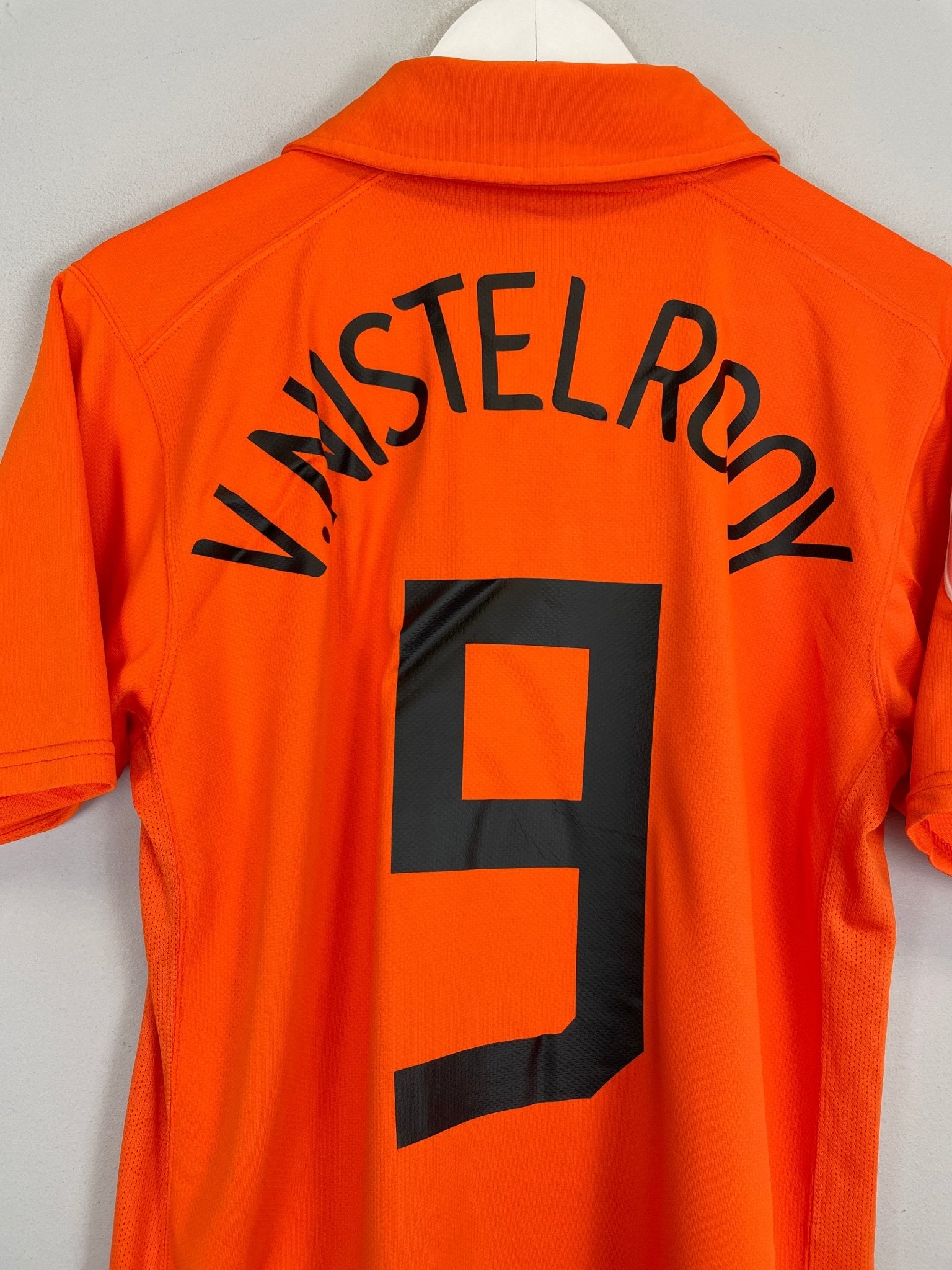 Shop 2006/07 NETHERLANDS V.NISTELROOY #9 HOME SHIRT (M) NIKE, classic football shirts, vintage football shirts & retro soccer jerseys at Cult Kits