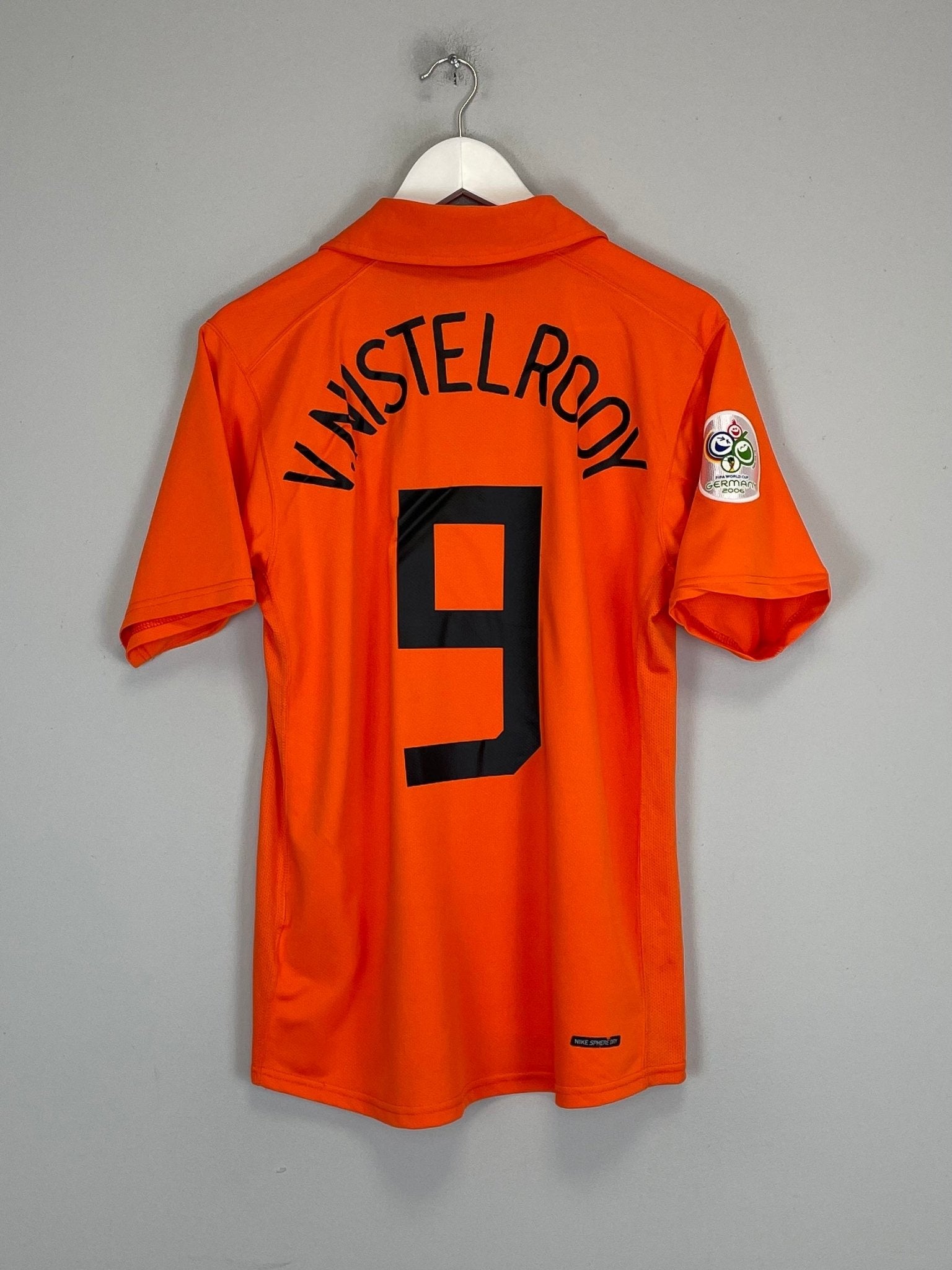 Shop 2006/07 NETHERLANDS V.NISTELROOY #9 HOME SHIRT (M) NIKE, classic football shirts, vintage football shirts & retro soccer jerseys at Cult Kits