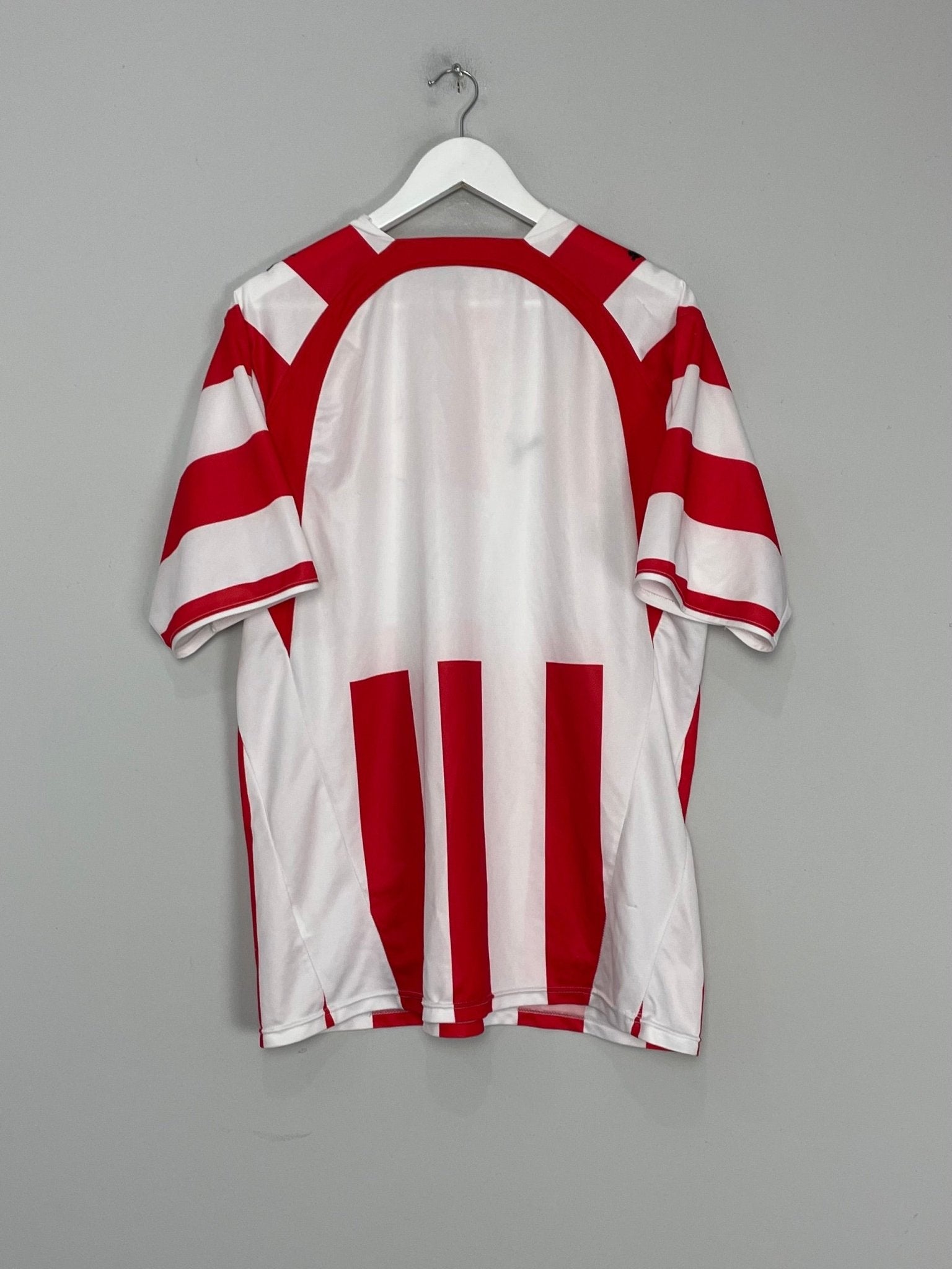 Shop 2006/07 OLYMPIAKOS HOME SHIRT (XL) PUMA, classic football shirts, vintage football shirts & retro soccer jerseys at Cult Kits