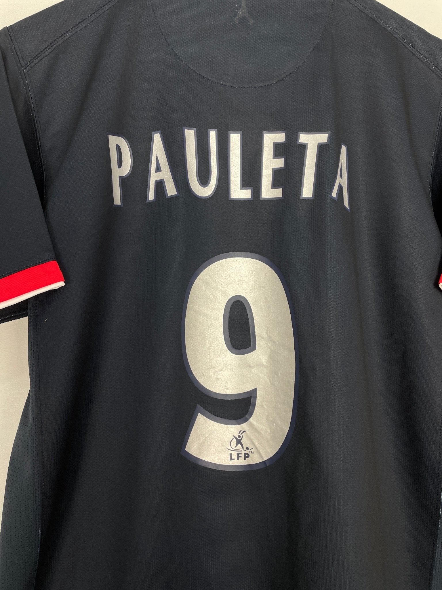 Shop 2006/07 PSG PAULETA #9 HOME SHIRT (S) NIKE, classic football shirts, vintage football shirts & retro soccer jerseys at Cult Kits