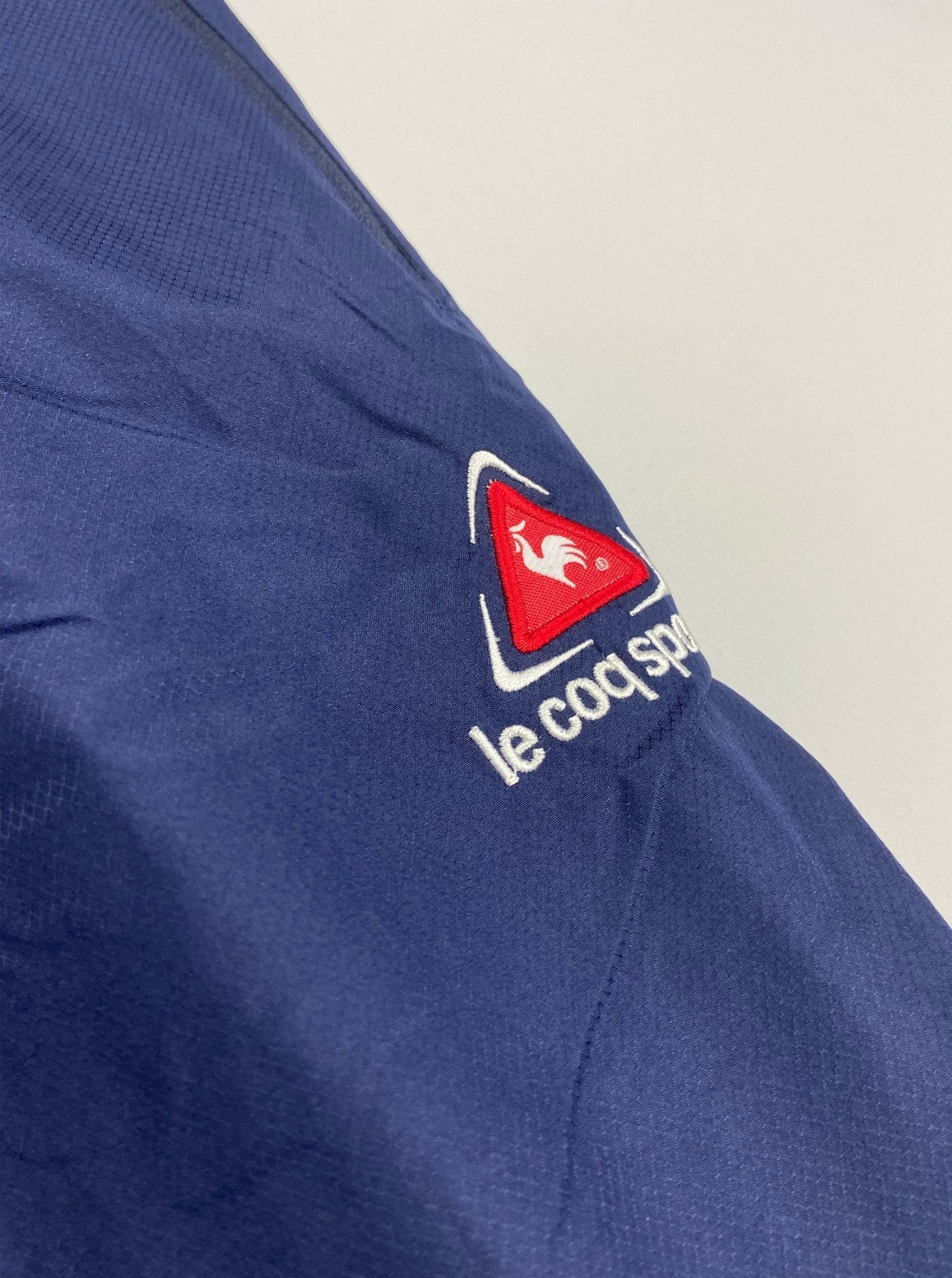 Shop 2006/07 QPR TRACKSUIT BOTTOMS (XL) LE COQ, classic football shirts, vintage football shirts & retro soccer jerseys at Cult Kits