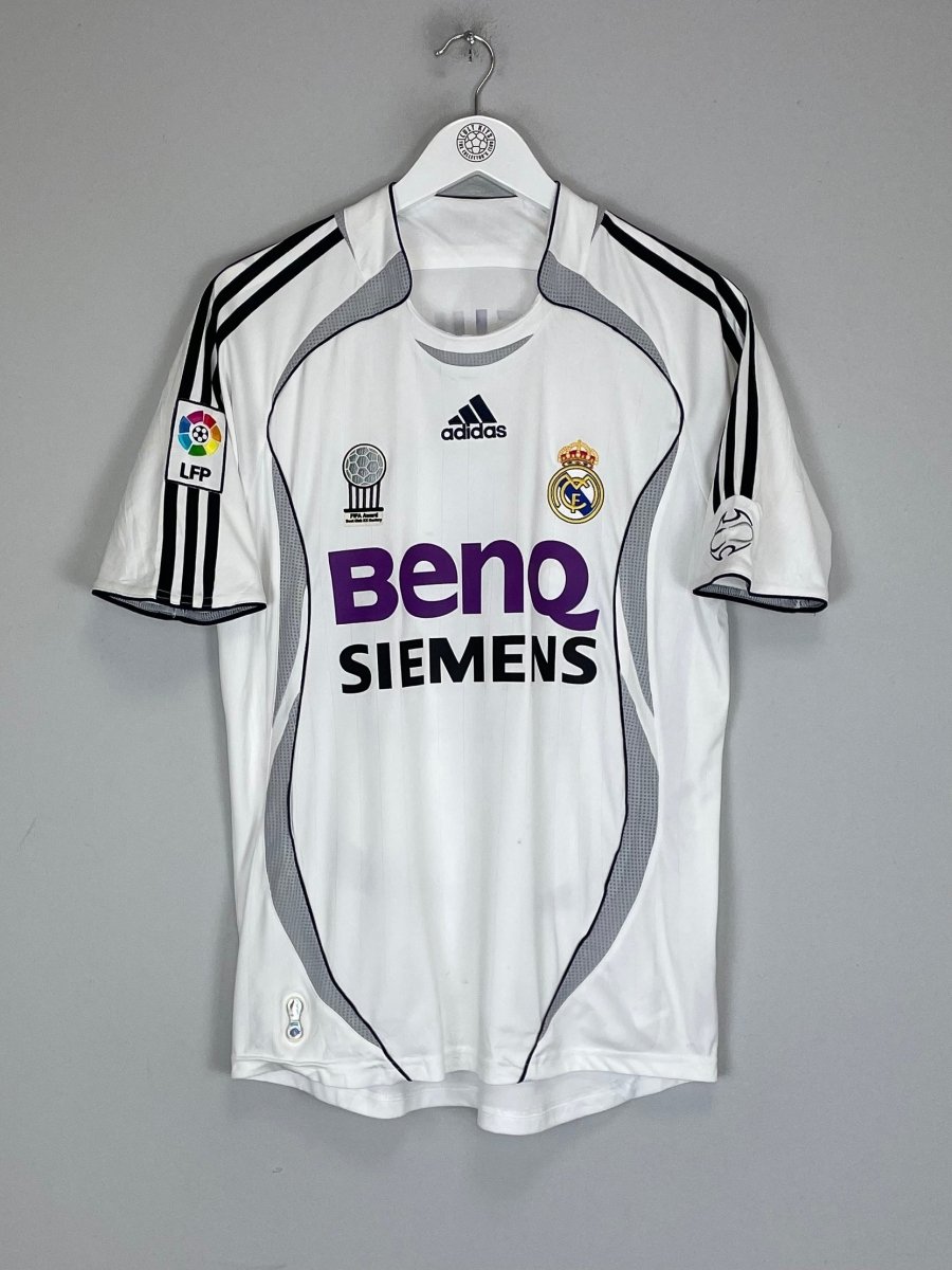 2006/07 REAL MADRID BECKHAM 23 HOME SHIRT (M) ADIDAS - Cult Kits - Medium - Buy Vintage Football Shirts, Authentic Retro Football Shirts For Sale, Classic Football Shirts & Soccer Jersey