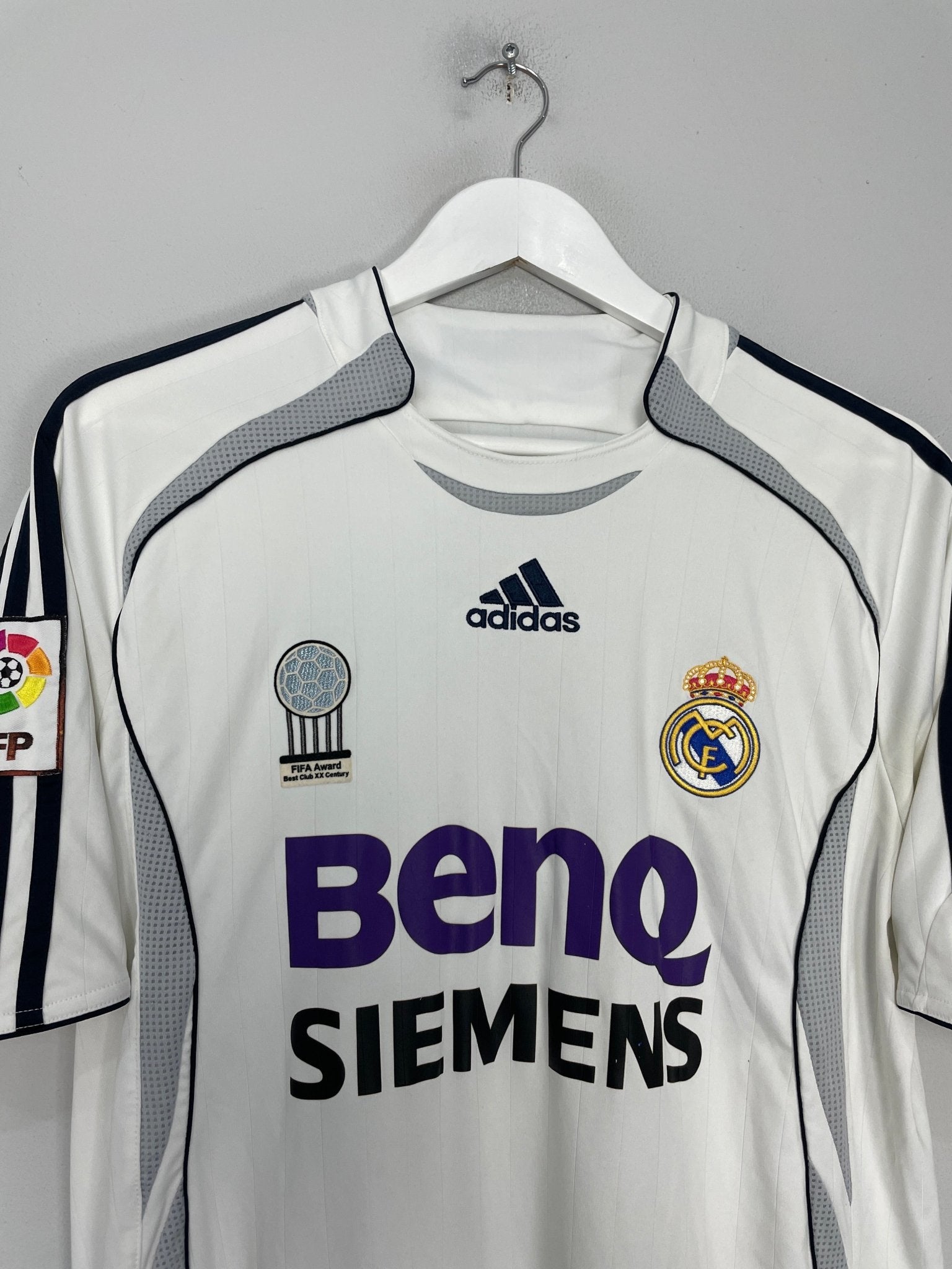 Shop 2006/07 REAL MADRID CANNAVARO #5 HOME SHIRT (M) ADIDAS, classic football shirts, vintage football shirts & retro soccer jerseys at Cult Kits