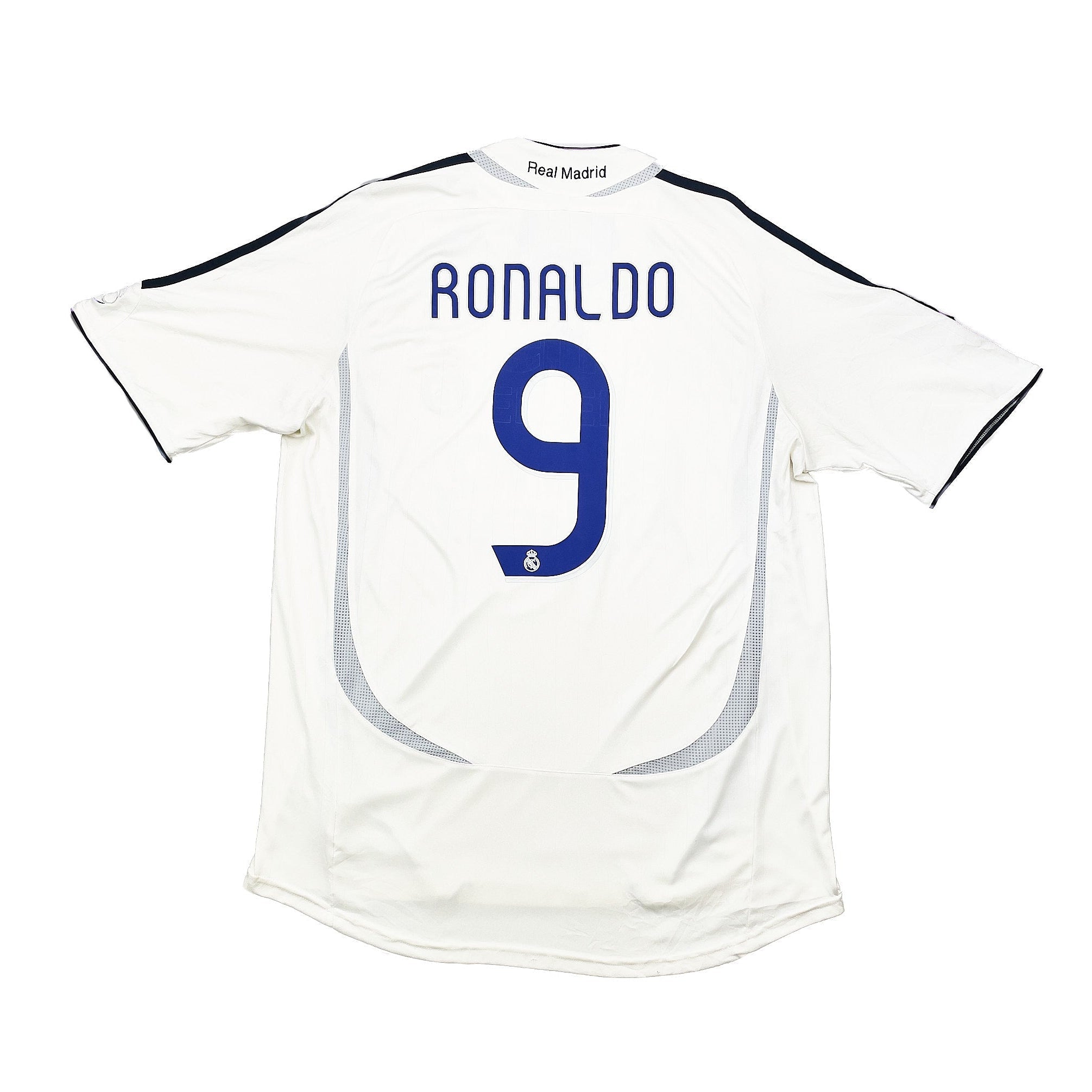 Buy 2006/07 Real Madrid Ronaldo 9 Home Shirt (L) Adidas ~ Free worldwide shipping ~ Authentic Vintage Football Shirts from Cult Kits