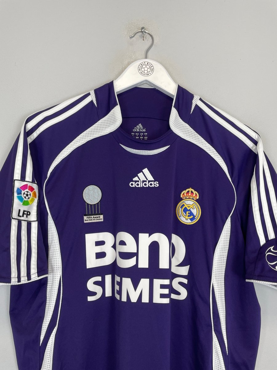 2006/07 REAL MADRID RONALDO 9 THIRD SHIRT (M) ADIDAS - Cult Kits - Medium - Buy Vintage Football Shirts, Authentic Retro Football Shirts For Sale, Classic Football Shirts & Soccer Jersey