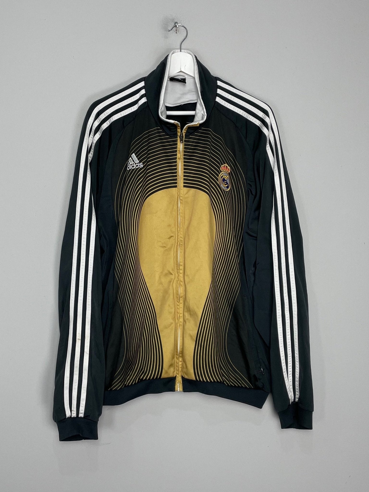 Shop 2006/07 REAL MADRID TRACKSUIT TOP (XL) ADIDAS, classic football shirts, vintage football shirts & retro soccer jerseys at Cult Kits