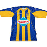 Buy 2006/07 Rosario Central 19 *Signed* Home Shirt (L) Kappa ~ Free worldwide shipping available ~ Authentic Vintage Football Shirts from Cult Kits