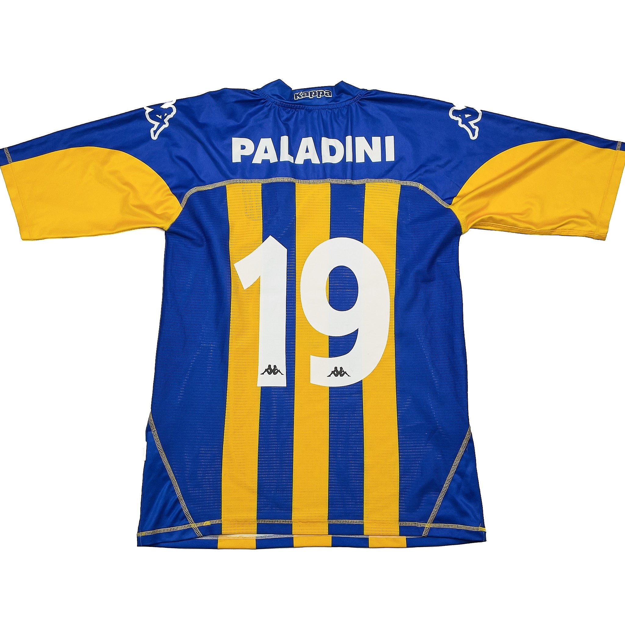 Buy 2006/07 Rosario Central 19 *Signed* Home Shirt (L) Kappa ~ Free worldwide shipping available ~ Authentic Vintage Football Shirts from Cult Kits