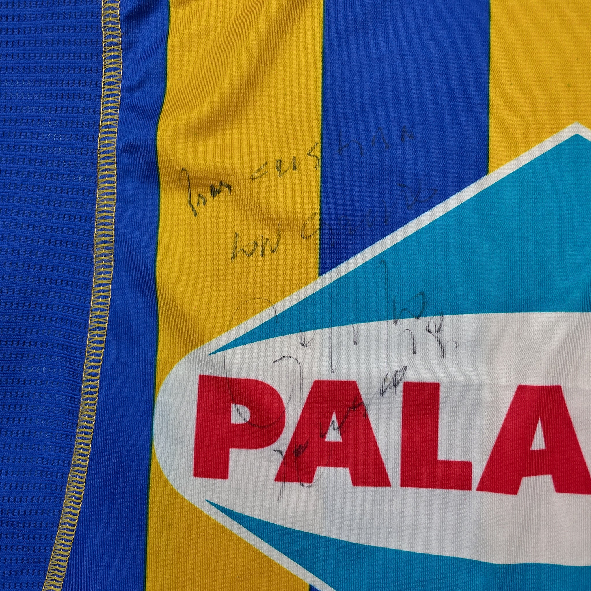 Buy 2006/07 Rosario Central 19 *Signed* Home Shirt (L) Kappa ~ Free worldwide shipping available ~ Authentic Vintage Football Shirts from Cult Kits