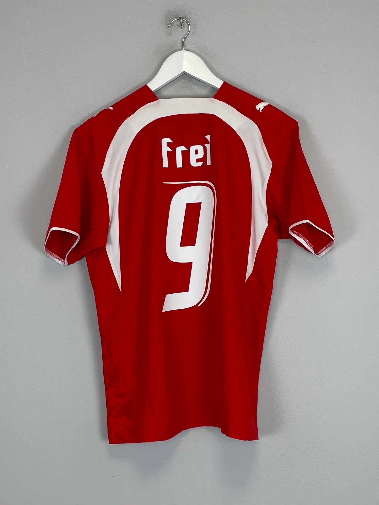 Shop 2006/07 SWITZERLAND FREI #9 HOME SHIRT (S) PUMA, classic football shirts, vintage football shirts & retro soccer jerseys at Cult Kits