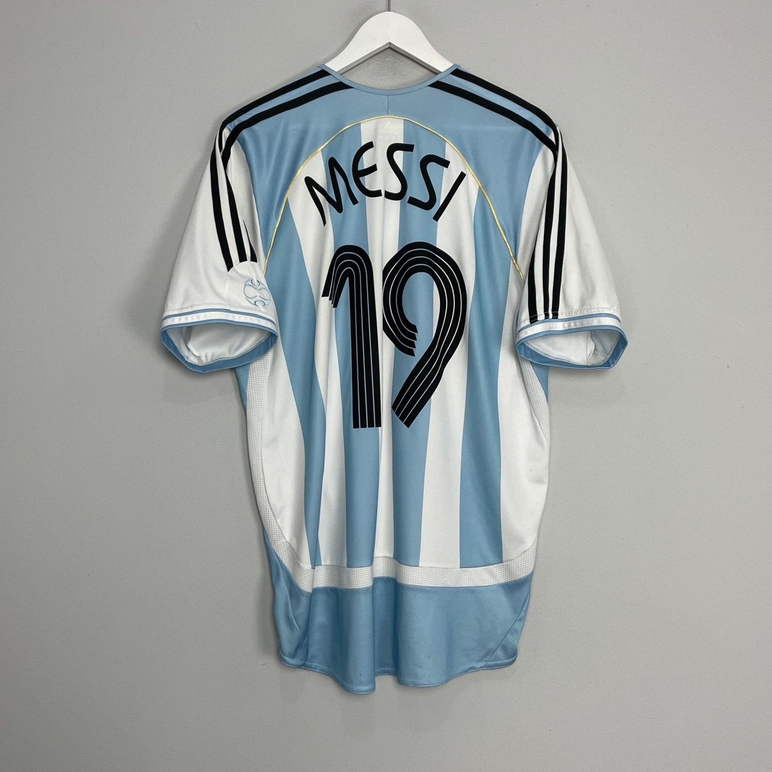 Shop 2006/08 ARGENTINA MESSI #19 HOME SHIRT (L) ADIDAS, classic football shirts, vintage football shirts & retro soccer jerseys at Cult Kits