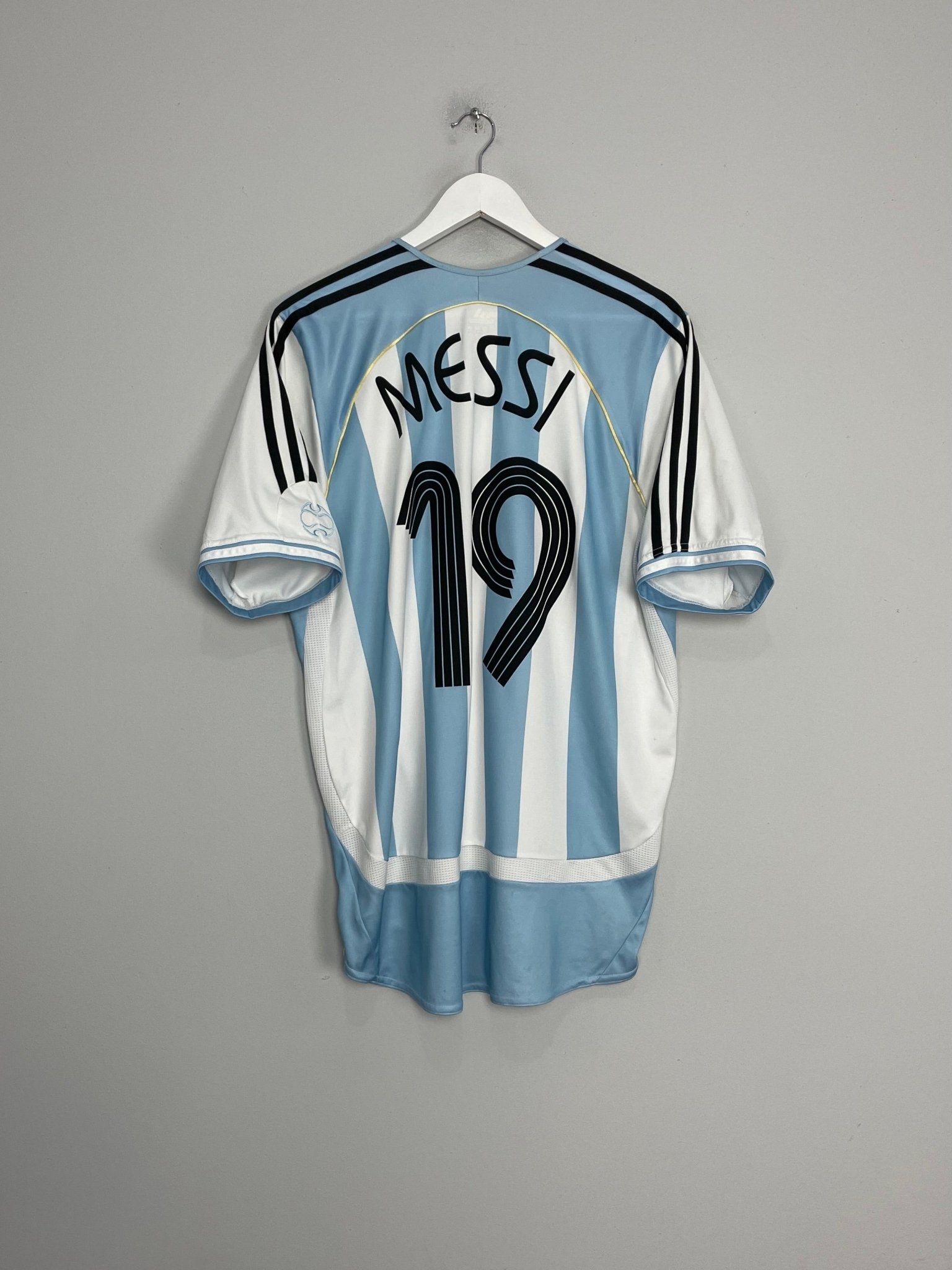 Shop 2006/08 ARGENTINA MESSI #19 HOME SHIRT (L) ADIDAS, classic football shirts, vintage football shirts & retro soccer jerseys at Cult Kits