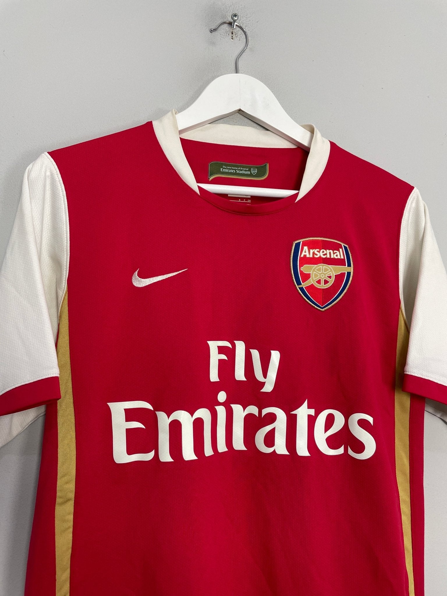 Shop 2006/08 ARSENAL HOME SHIRT (S) NIKE, classic football shirts, vintage football shirts & retro soccer jerseys at Cult Kits