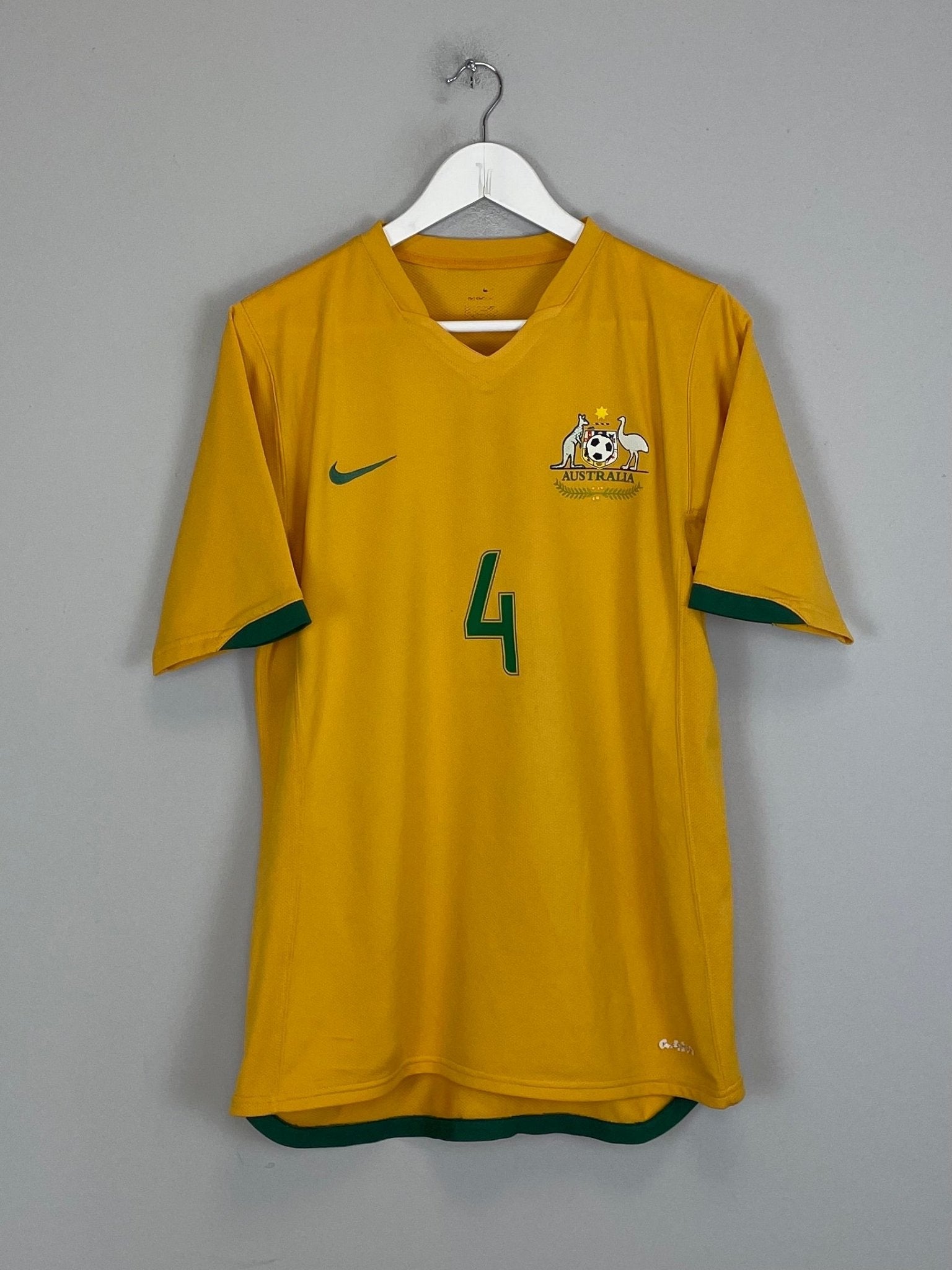 Shop 2006/08 AUSTRALIA CAHILL #4 HOME SHIRT (S) NIKE, classic football shirts, vintage football shirts & retro soccer jerseys at Cult Kits