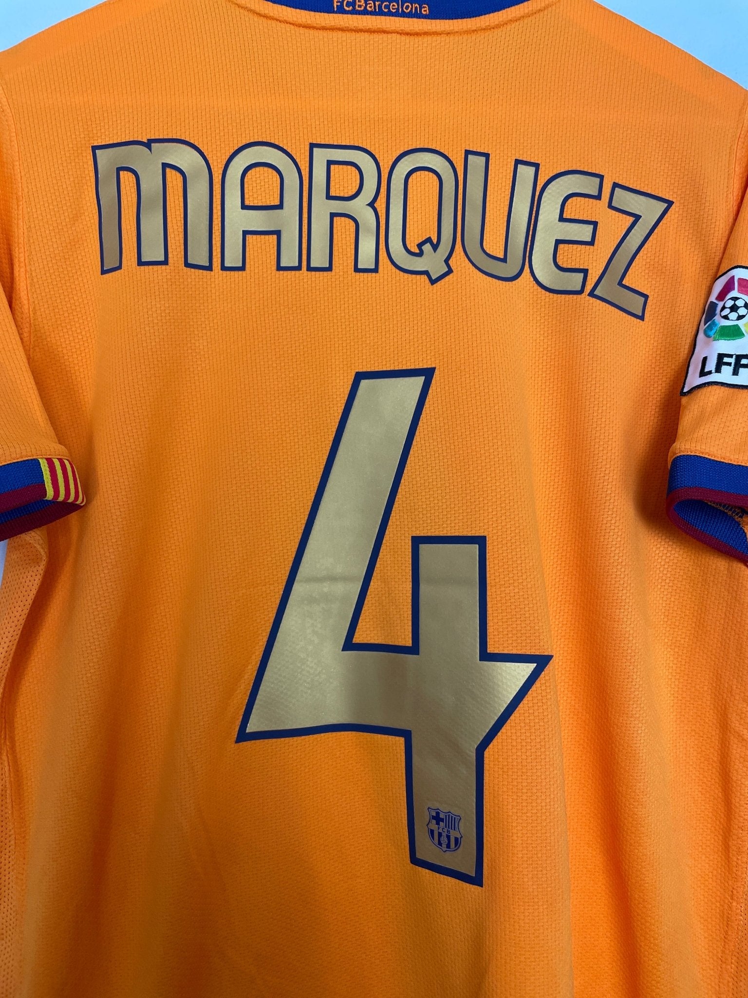 Shop 2006/08 BARCELONA R.MARQUEZ #4 *SIGNED* AWAY SHIRT (S) NIKE, classic football shirts, vintage football shirts & retro soccer jerseys at Cult Kits