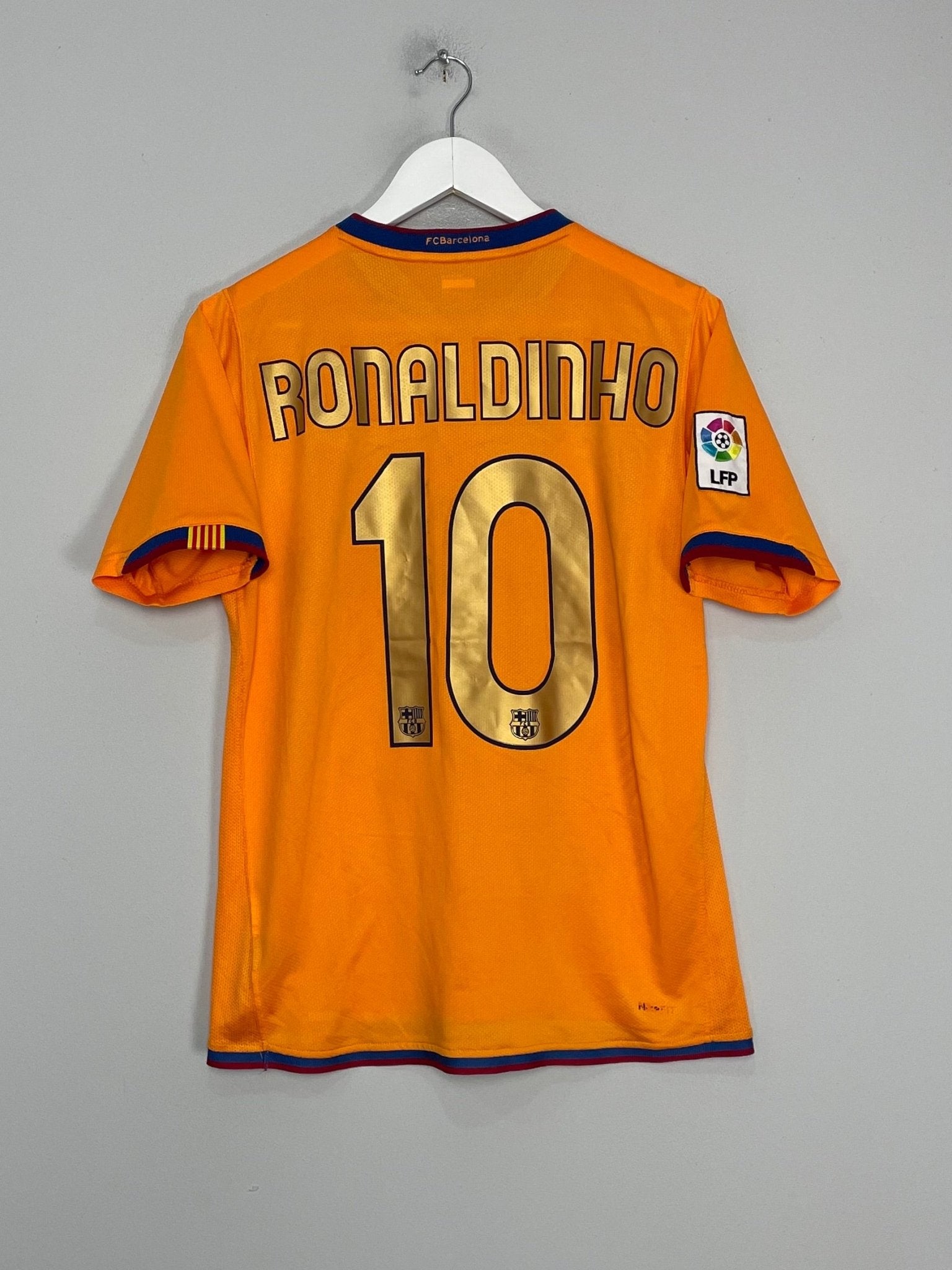 Shop 2006/08 BARCELONA RONALDINHO #10 AWAY SHIRT (S) NIKE, classic football shirts, vintage football shirts & retro soccer jerseys at Cult Kits