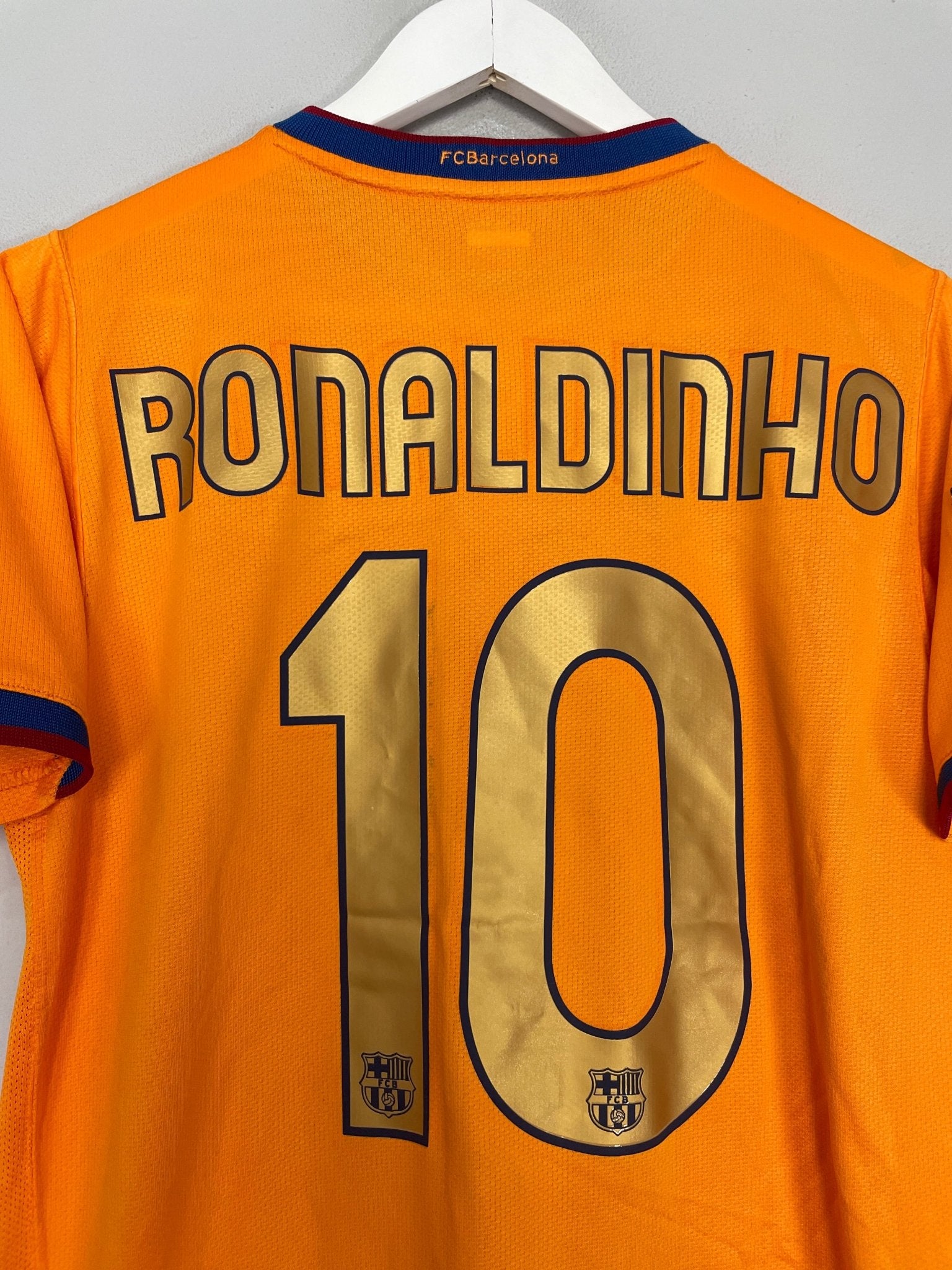 Shop 2006/08 BARCELONA RONALDINHO #10 AWAY SHIRT (S) NIKE, classic football shirts, vintage football shirts & retro soccer jerseys at Cult Kits
