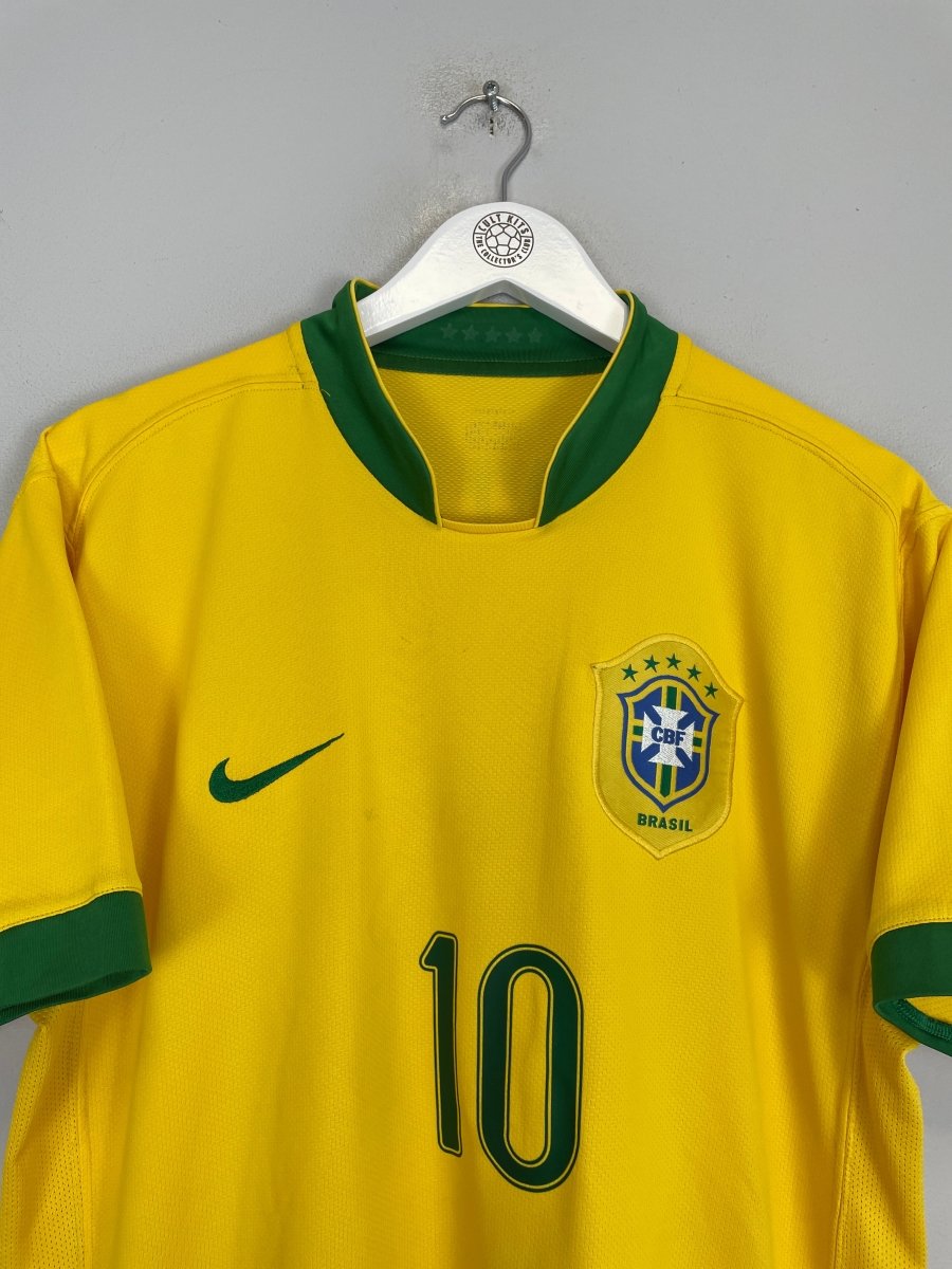 2006/08 BRAZIL RONALDINHO 10 HOME SHIRT (M) NIKE - Cult Kits - Medium - Buy Vintage Football Shirts, Authentic Retro Football Shirts For Sale, Classic Football Shirts & Soccer Jersey