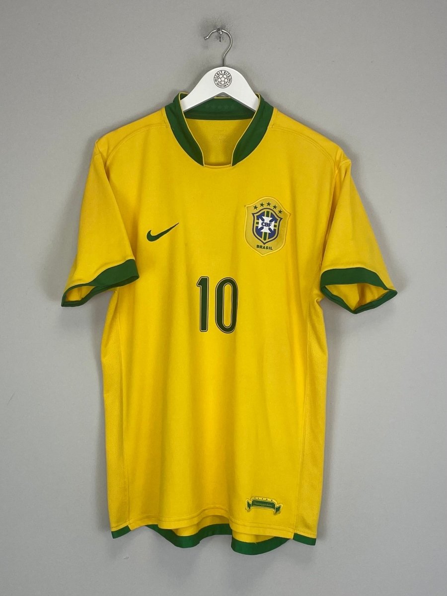 2006/08 BRAZIL RONALDINHO 10 HOME SHIRT (M) NIKE - Cult Kits - Medium - Buy Vintage Football Shirts, Authentic Retro Football Shirts For Sale, Classic Football Shirts & Soccer Jersey