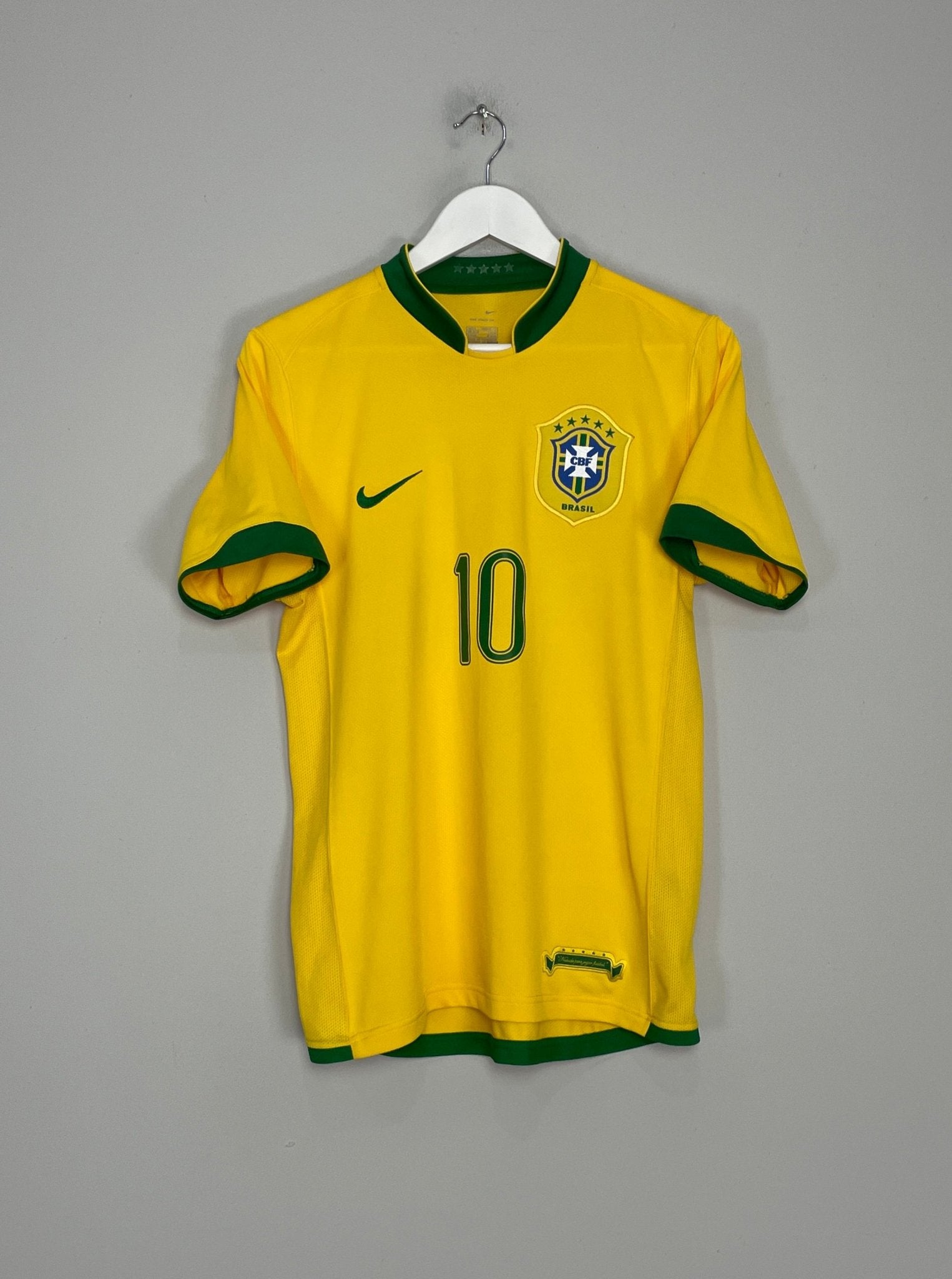 Shop 2006/08 BRAZIL RONALDINHO #10 HOME SHIRT (S) NIKE, classic football shirts, vintage football shirts & retro soccer jerseys at Cult Kits