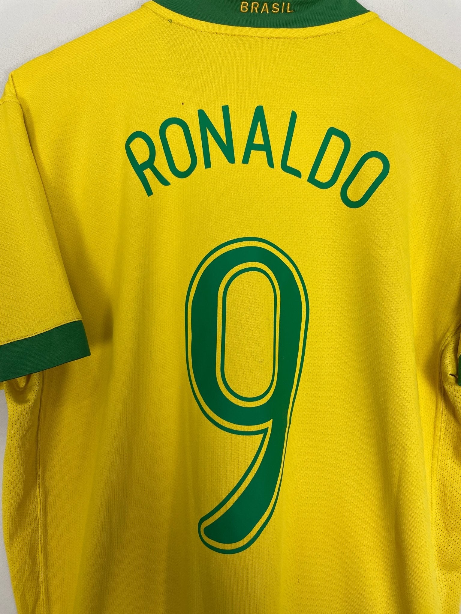 Shop 2006/08 BRAZIL RONALDO #9 HOME SHIRT (M) NIKE, classic football shirts, vintage football shirts & retro soccer jerseys at Cult Kits