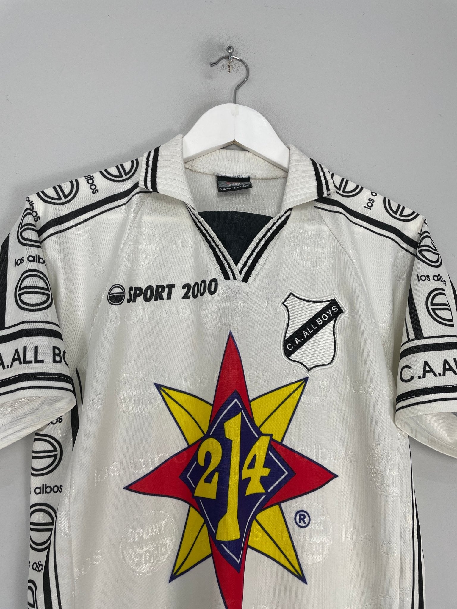 Shop 2006/08 CLUB ATLETICO ALL BOYS HOME SHIRT (M) SPORT 2000, classic football shirts, vintage football shirts & retro soccer jerseys at Cult Kits