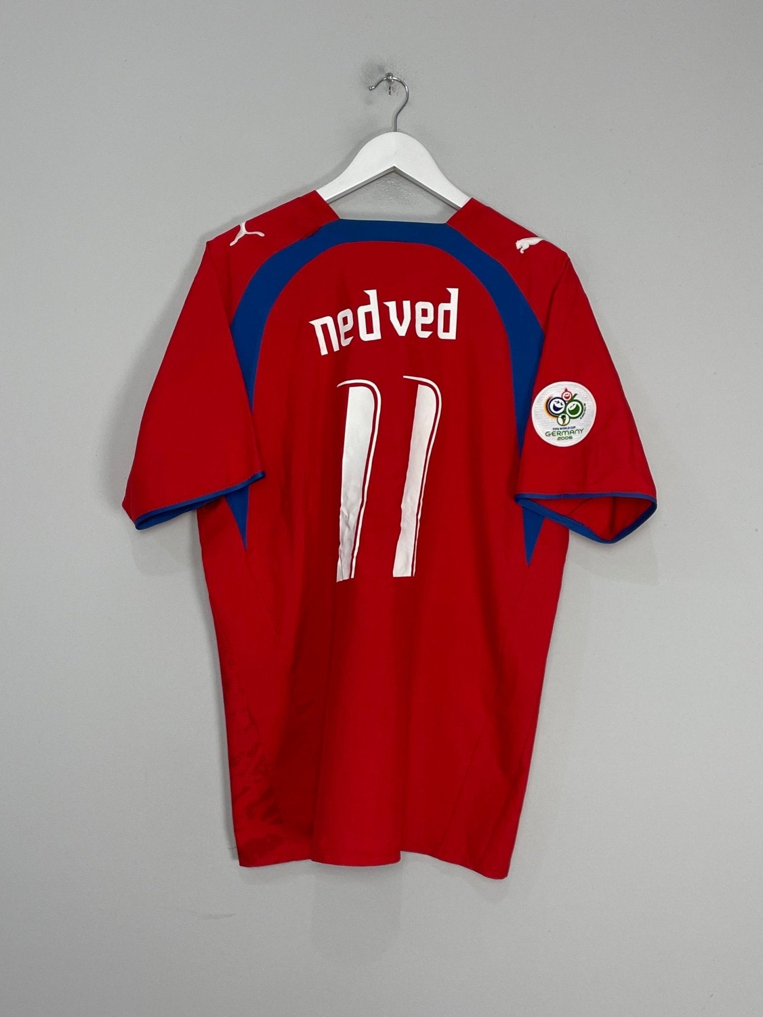 Shop 2006/08 CZECH REPUBLIC NEDVED #11 HOME SHIRT (L) PUMA, classic football shirts, vintage football shirts & retro soccer jerseys at Cult Kits