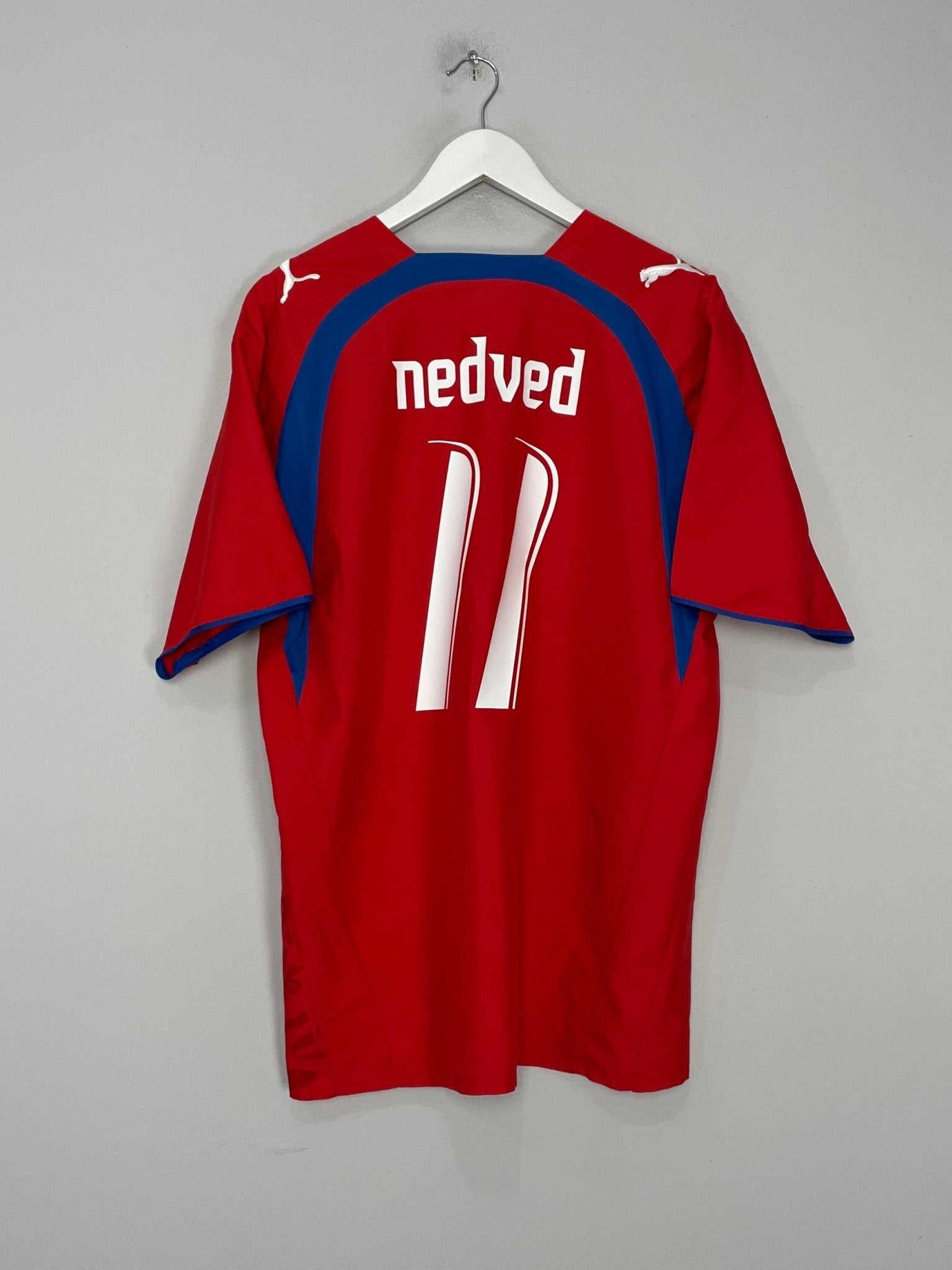 Shop 2006/08 CZECH REPUBLIC NEDVED #11 HOME SHIRT (L) PUMA, classic football shirts, vintage football shirts & retro soccer jerseys at Cult Kits