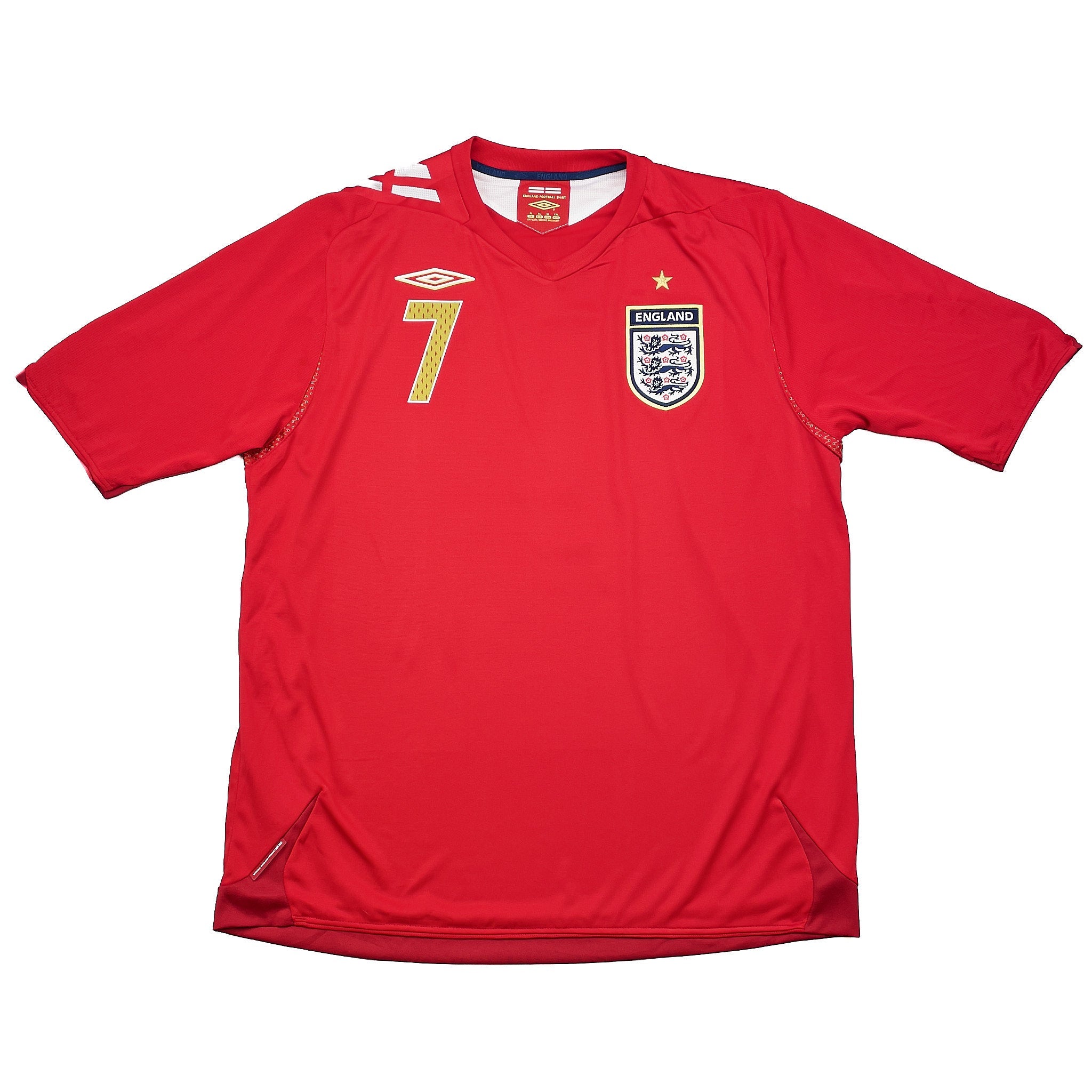 Buy 2006/08 England Beckham 7 Away Shirt (XL) Umbro ~ Free worldwide shipping available ~ Authentic Vintage Football Shirts from Cult Kits