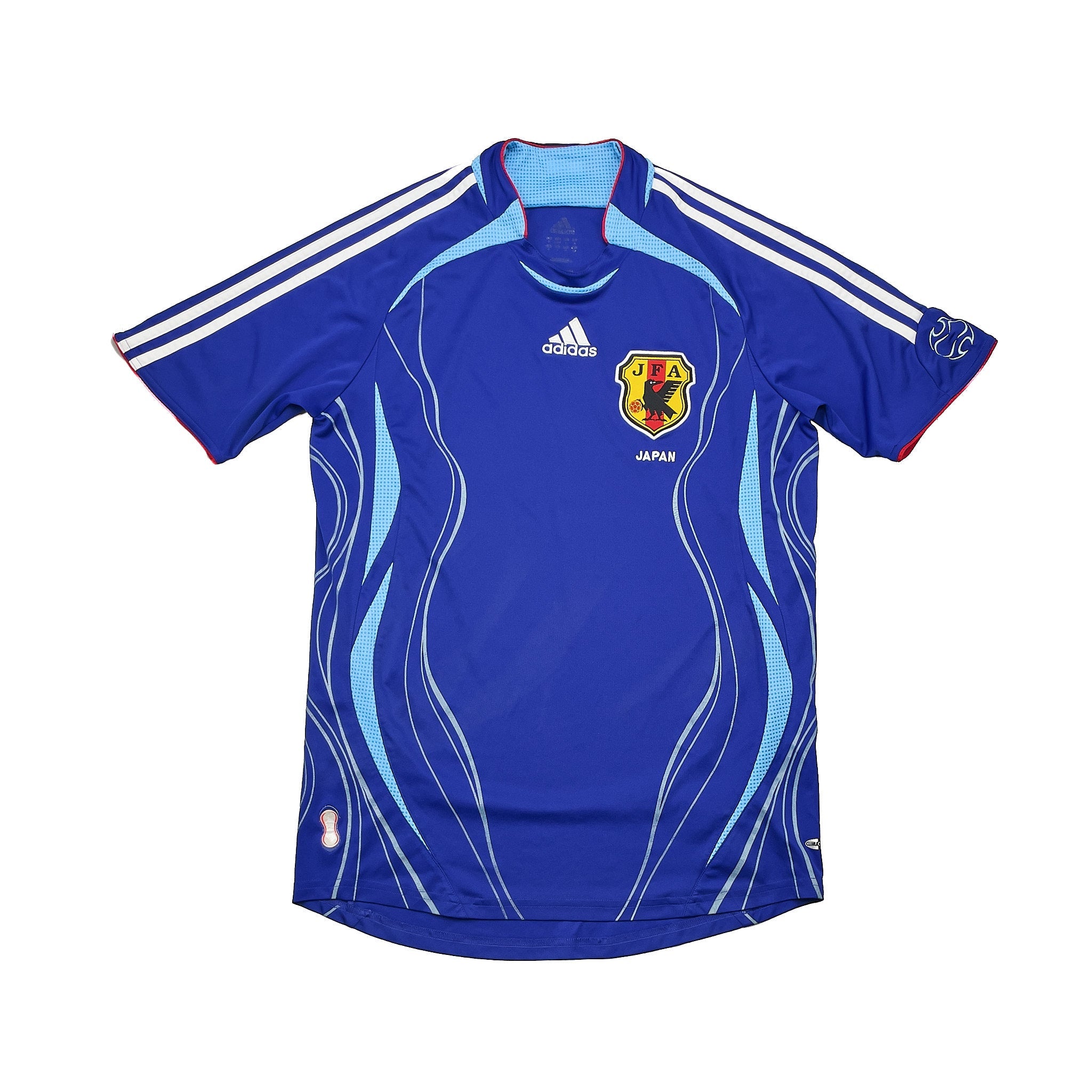 Buy 2006/08 Japan Home Shirt (S) Adidas ~ Free worldwide shipping ~ Authentic Vintage Football Shirts from Cult Kits