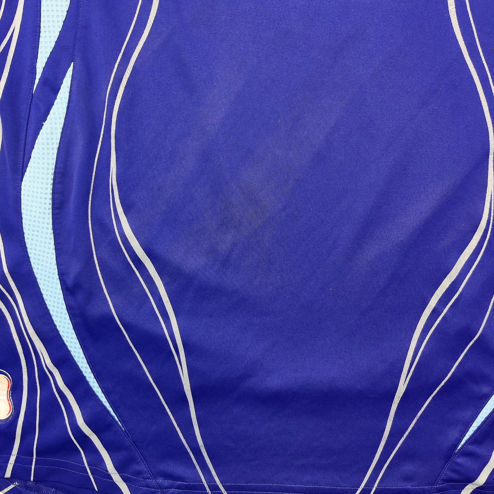 Buy 2006/08 Japan Home Shirt (S) Adidas ~ Free worldwide shipping ~ Authentic Vintage Football Shirts from Cult Kits