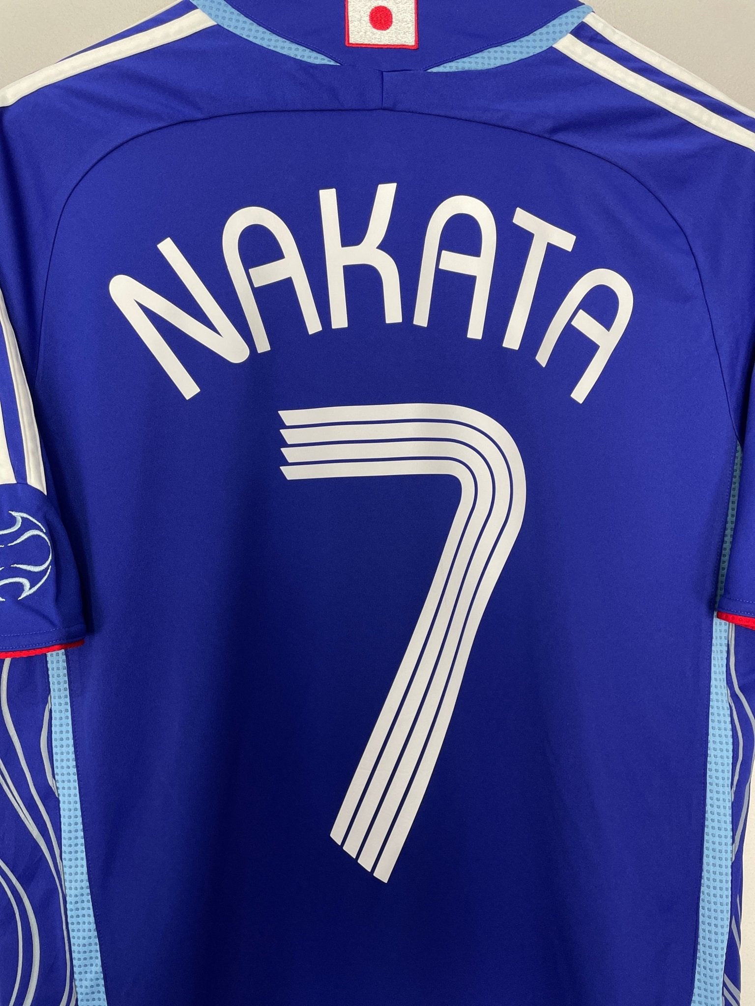 Shop 2006/08 JAPAN NAKATA #7 HOME SHIRT (M) ADIDAS, classic football shirts, vintage football shirts & retro soccer jerseys at Cult Kits