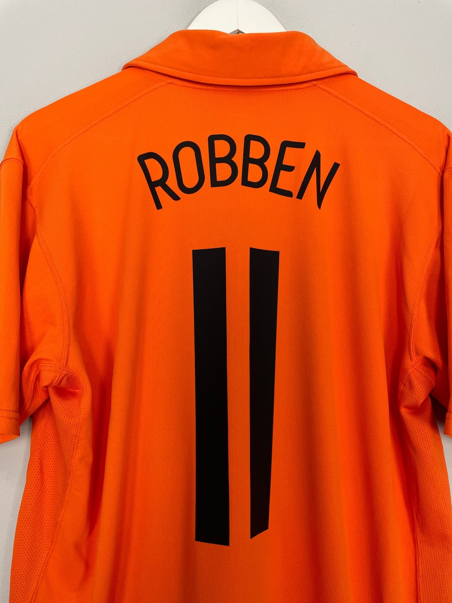 Shop 2006/08 NETHERLANDS ROBBEN #11 HOME SHIRT (L) NIKE, classic football shirts, vintage football shirts & retro soccer jerseys at Cult Kits