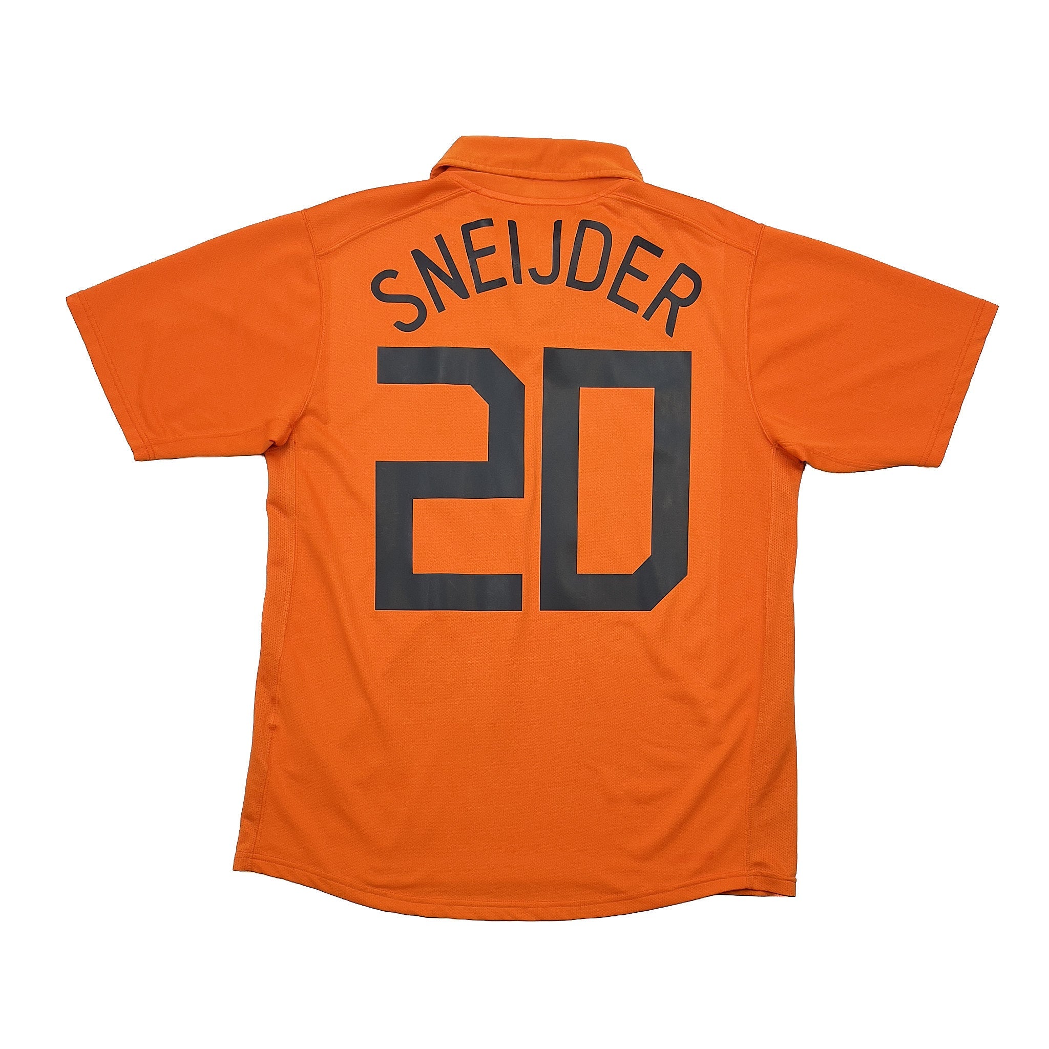 Buy 2006/08 Netherlands Sneijder 20 Home Shirt (M) Nike ~ Free worldwide shipping ~ Authentic Vintage Football Shirts from Cult Kits