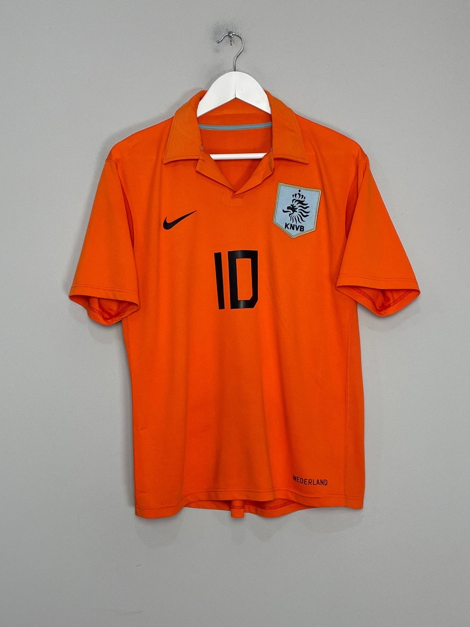 Shop 2006/08 NETHERLANDS VAN DER VAART #10 HOME SHIRT (M) NIKE, classic football shirts, vintage football shirts & retro soccer jerseys at Cult Kits