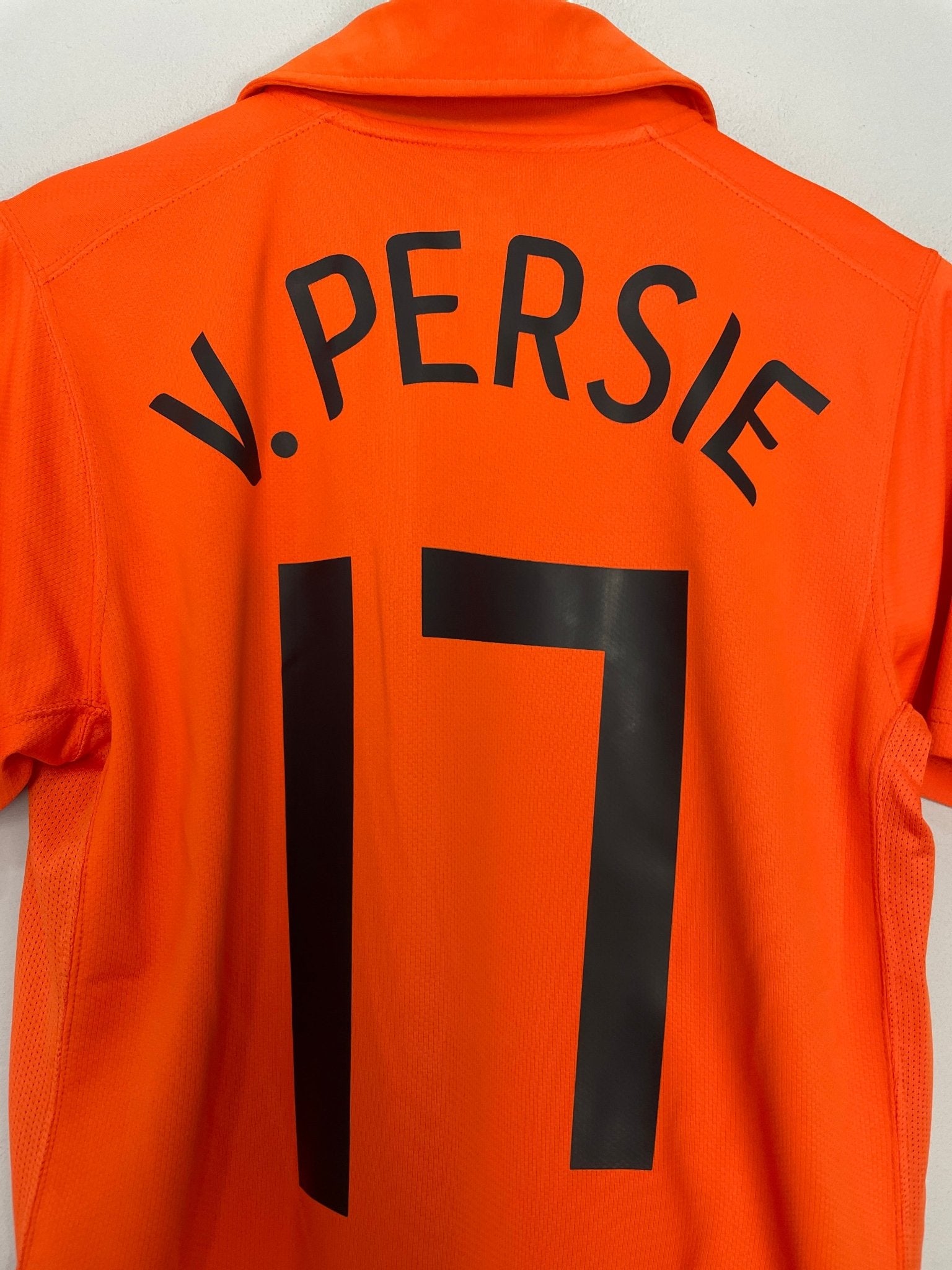 Shop 2006/08 NETHERLANDS V.PERSIE #17 HOME SHIRT (S) NIKE, classic football shirts, vintage football shirts & retro soccer jerseys at Cult Kits