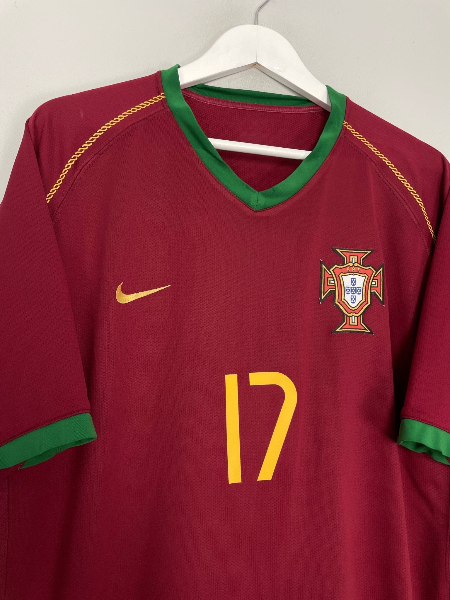 Shop 2006/08 PORTUGAL C.RONALDO #17 HOME SHIRT (XL) NIKE, classic football shirts, vintage football shirts & retro soccer jerseys at Cult Kits