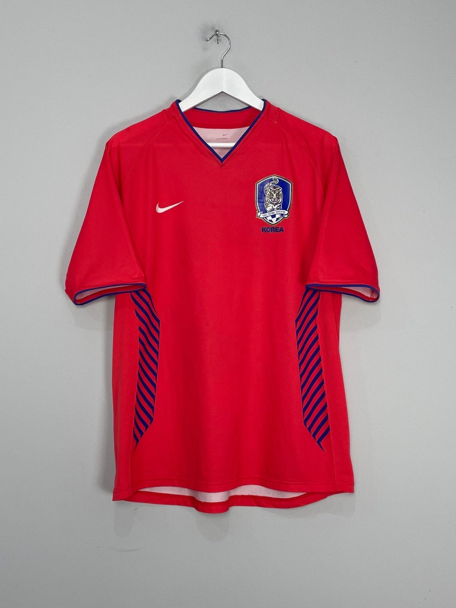 Shop 2006/08 SOUTH KOREA HOME SHIRT (L) NIKE, classic football shirts, vintage football shirts & retro soccer jerseys at Cult Kits