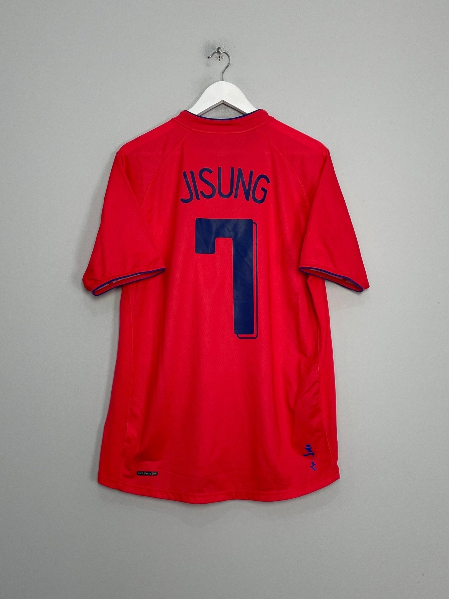 Shop 2006/08 SOUTH KOREA JISUNG #7 HOME SHIRT (L) NIKE, classic football shirts, vintage football shirts & retro soccer jerseys at Cult Kits
