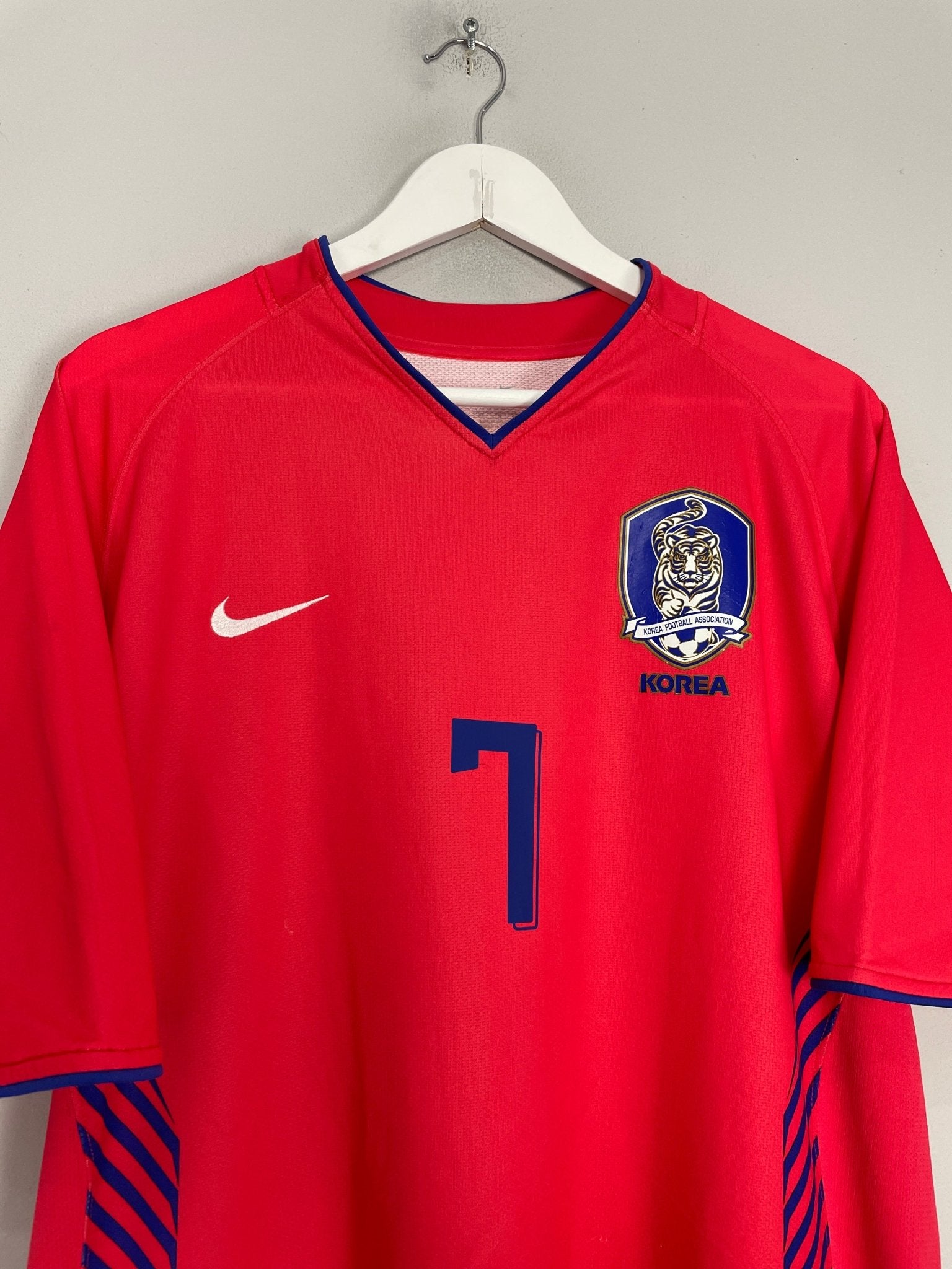 Shop 2006/08 SOUTH KOREA JISUNG #7 HOME SHIRT (XL) NIKE, classic football shirts, vintage football shirts & retro soccer jerseys at Cult Kits