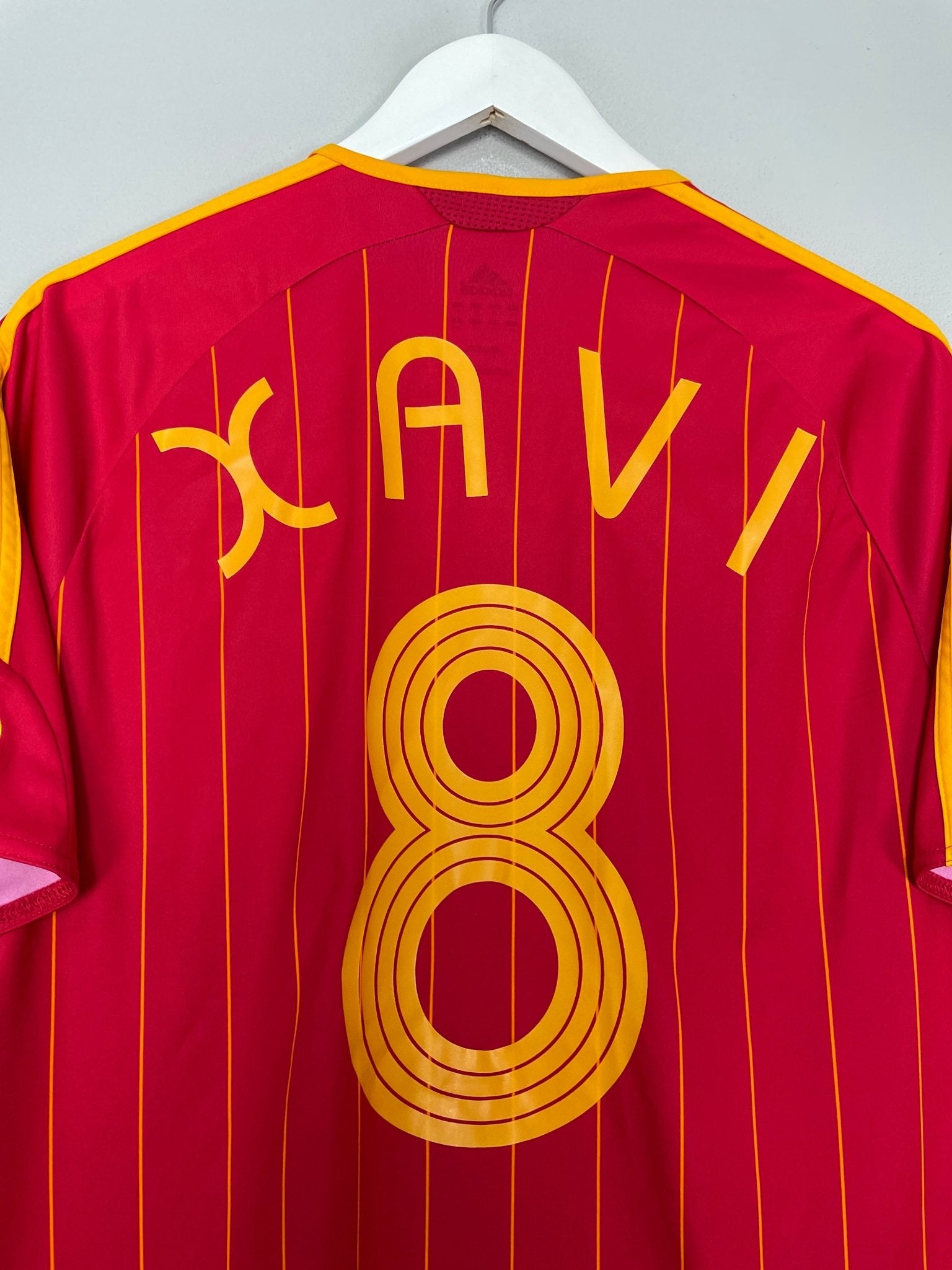 Shop 2006/08 SPAIN XAVI #8 HOME SHIRT (M) ADIDAS, classic football shirts, vintage football shirts & retro soccer jerseys at Cult Kits